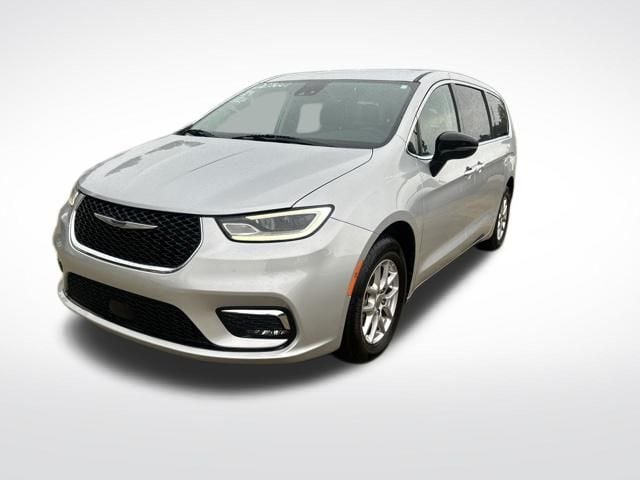 2024 Chrysler Pacifica Touring L - Photo 7
