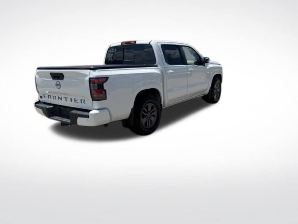 Used 2025 Nissan Frontier SV Truck Crew Cab