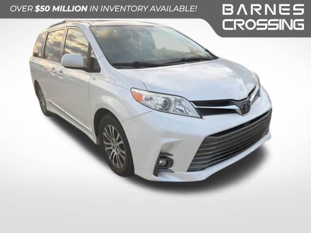 Used 2019 Toyota Sienna XLE 7 Passenger Auto Access Seat Van