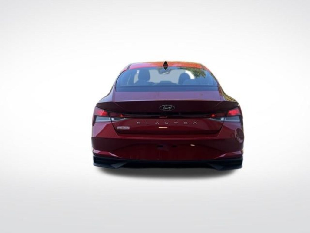 Used 2022 Hyundai Elantra SEL Sedan