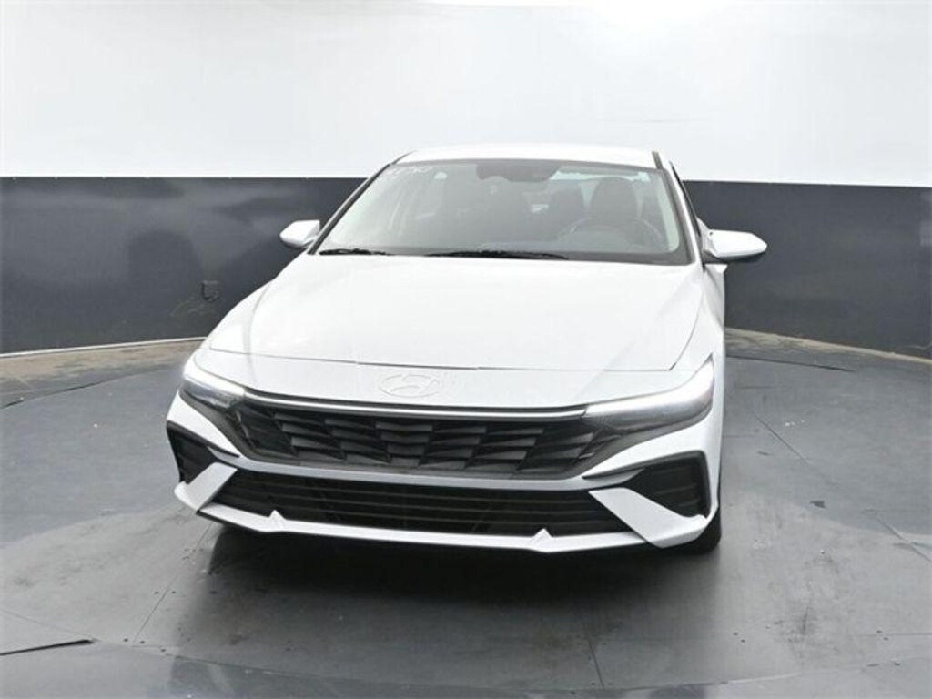 New 2025 Hyundai Elantra Hybrid Blue Sedan