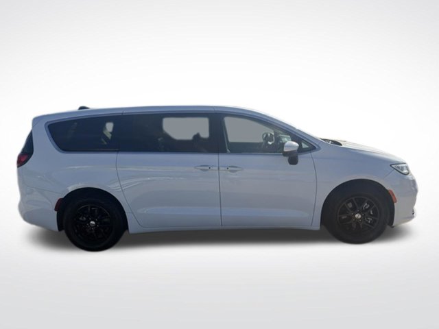 Used 2023 Chrysler Pacifica Touring L Van Passenger Van