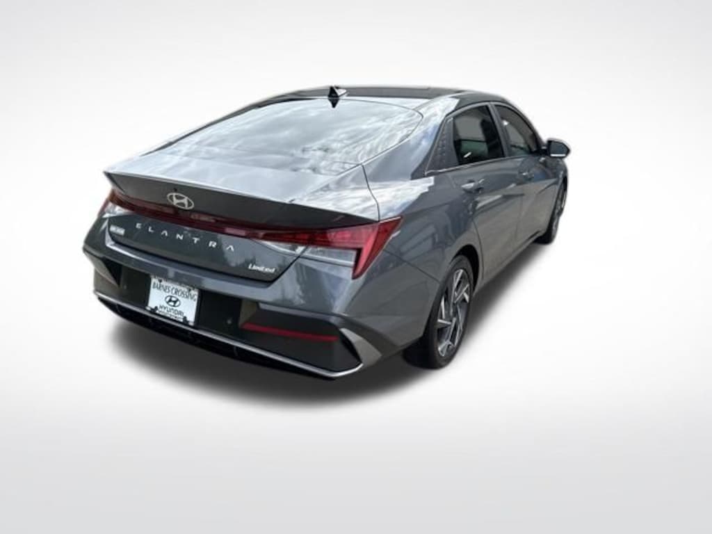 Used 2024 Hyundai Elantra Limited Sedan