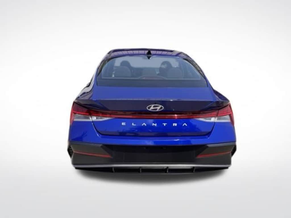 Used 2024 Hyundai Elantra SEL Sedan