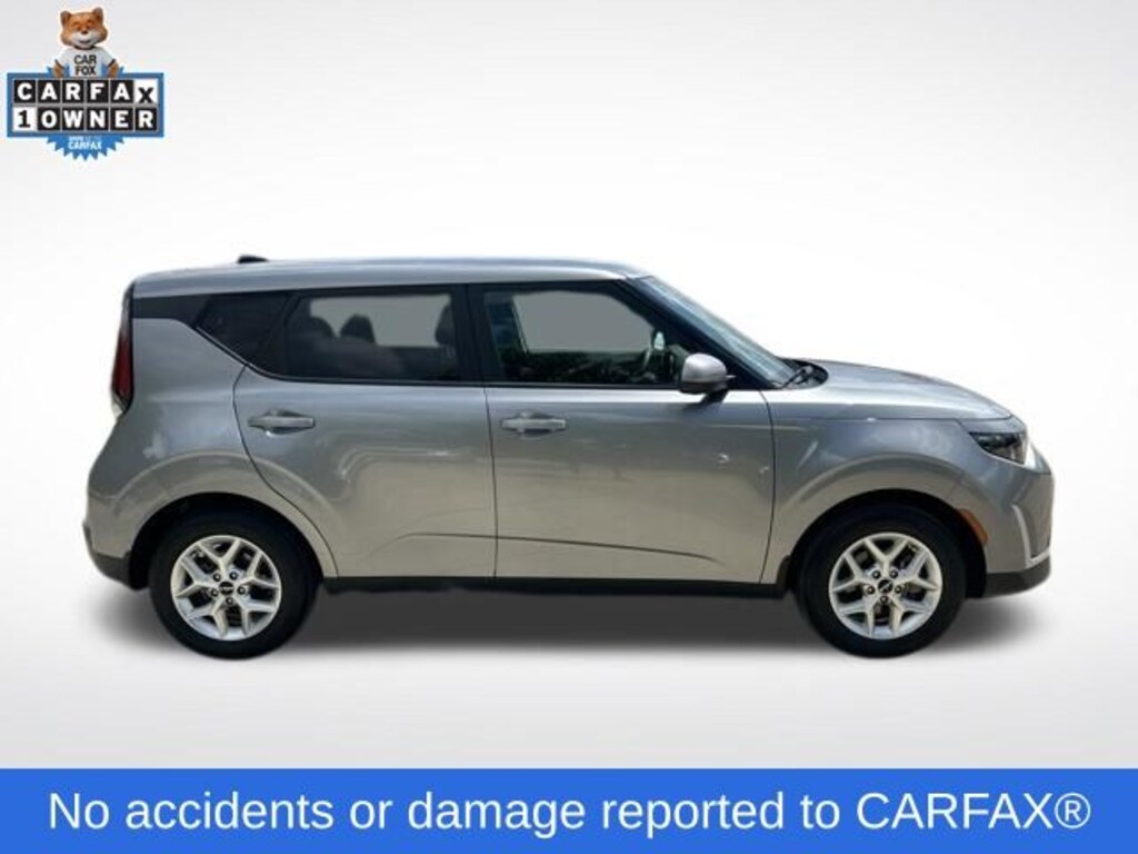 Used 2024 Kia Soul LX Hatchback
