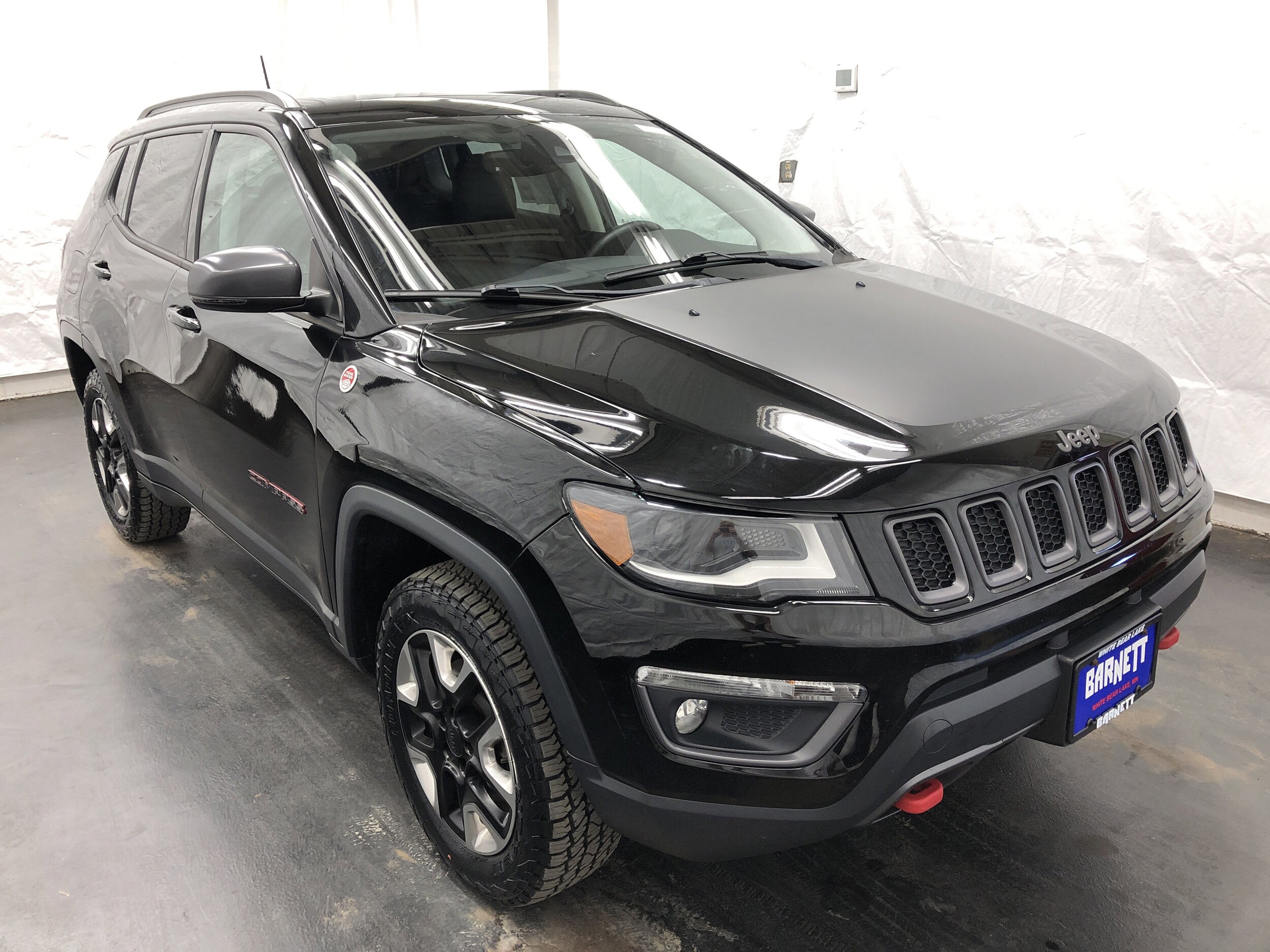 2017 Jeep Compass Trailhawk photo 2