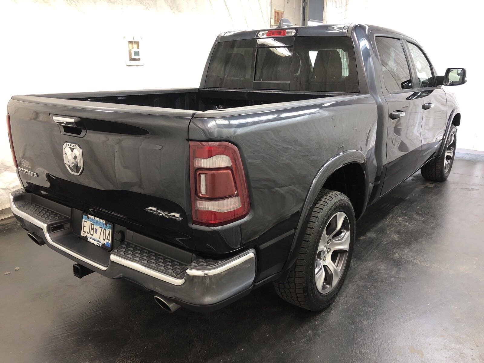2020 Ram 1500 Laramie photo 3