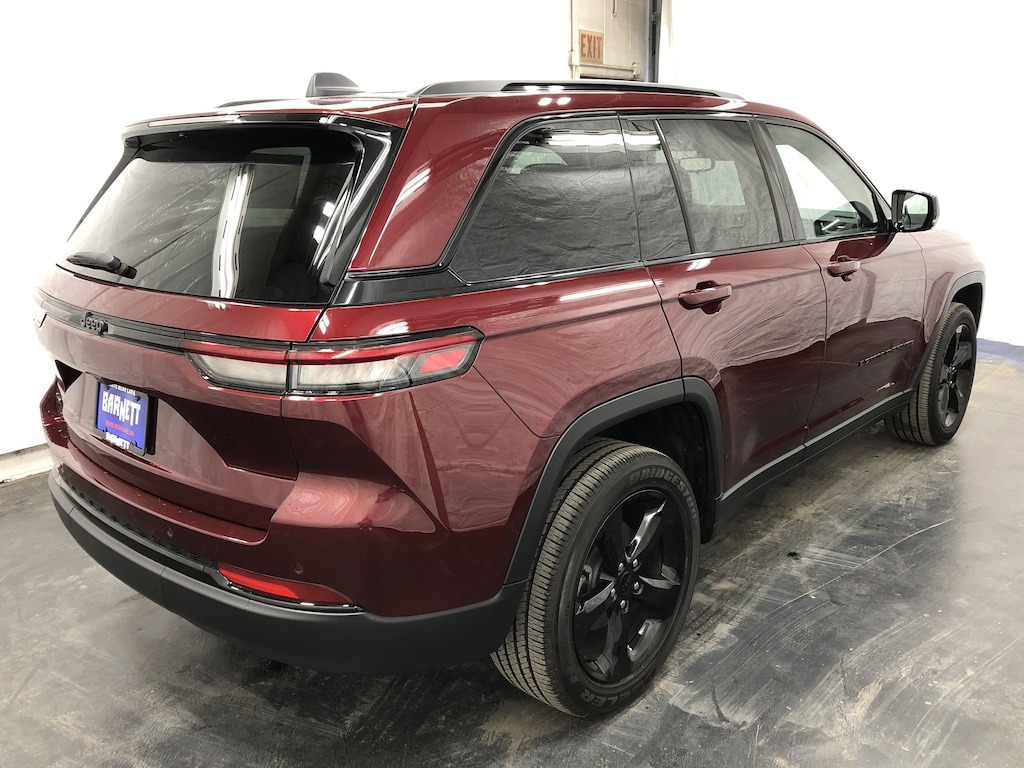 Used 2024 Jeep Grand Cherokee Altitude X SUV