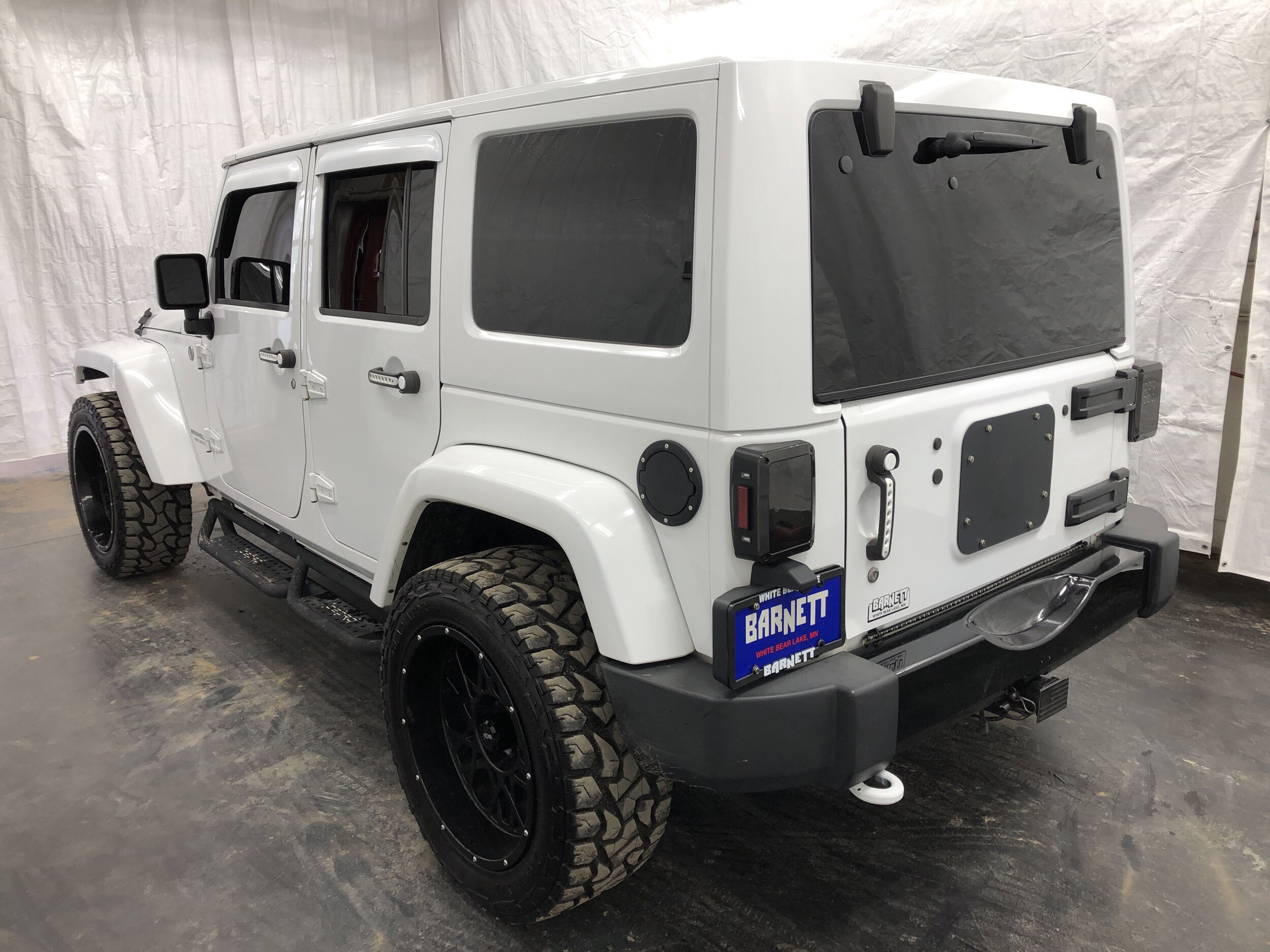 2014 Jeep Wrangler Unlimited Altitude photo 4