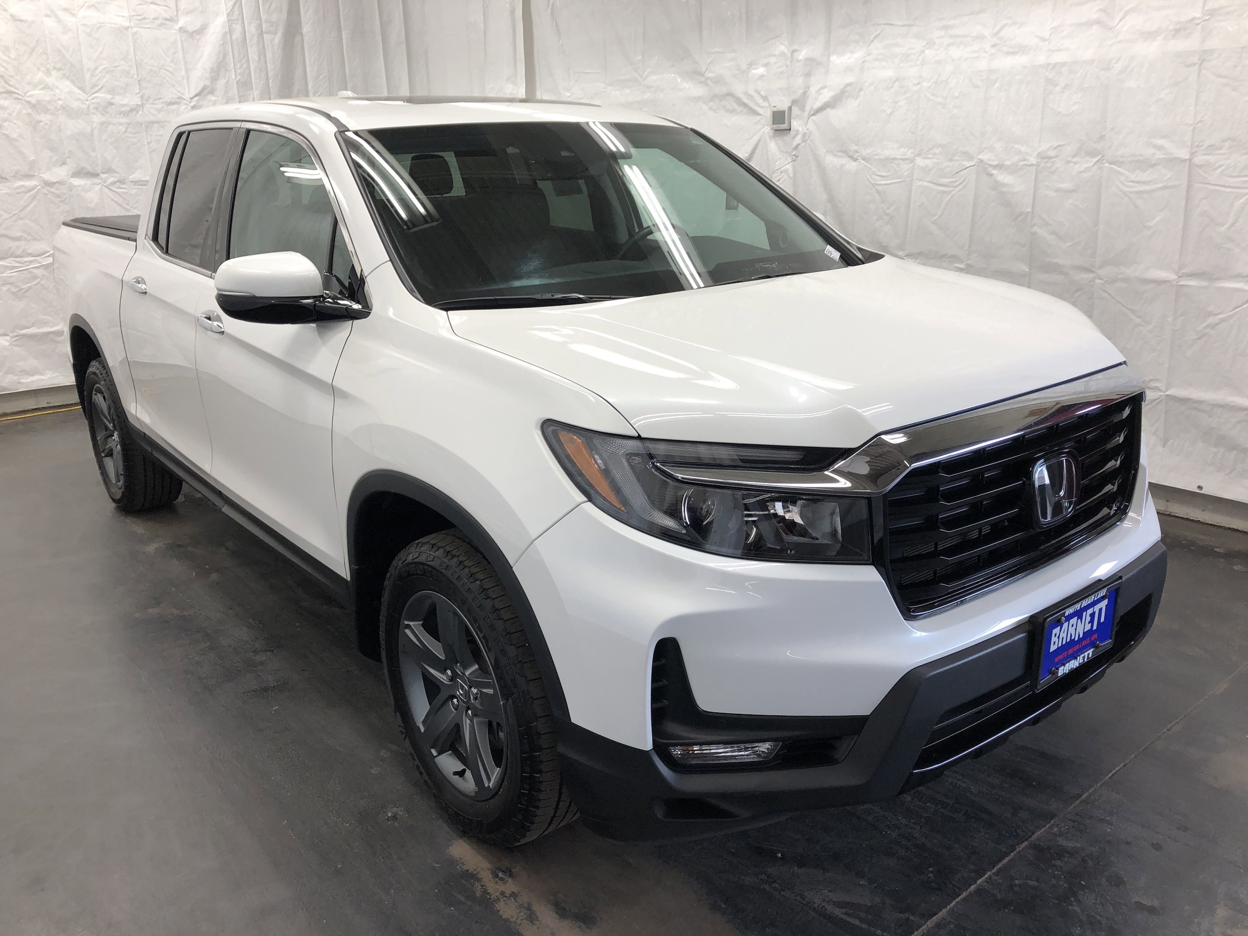 Used 2023 Honda Ridgeline RTL-E with VIN 5FPYK3F71PB011918 for sale in White Bear Lake, Minnesota