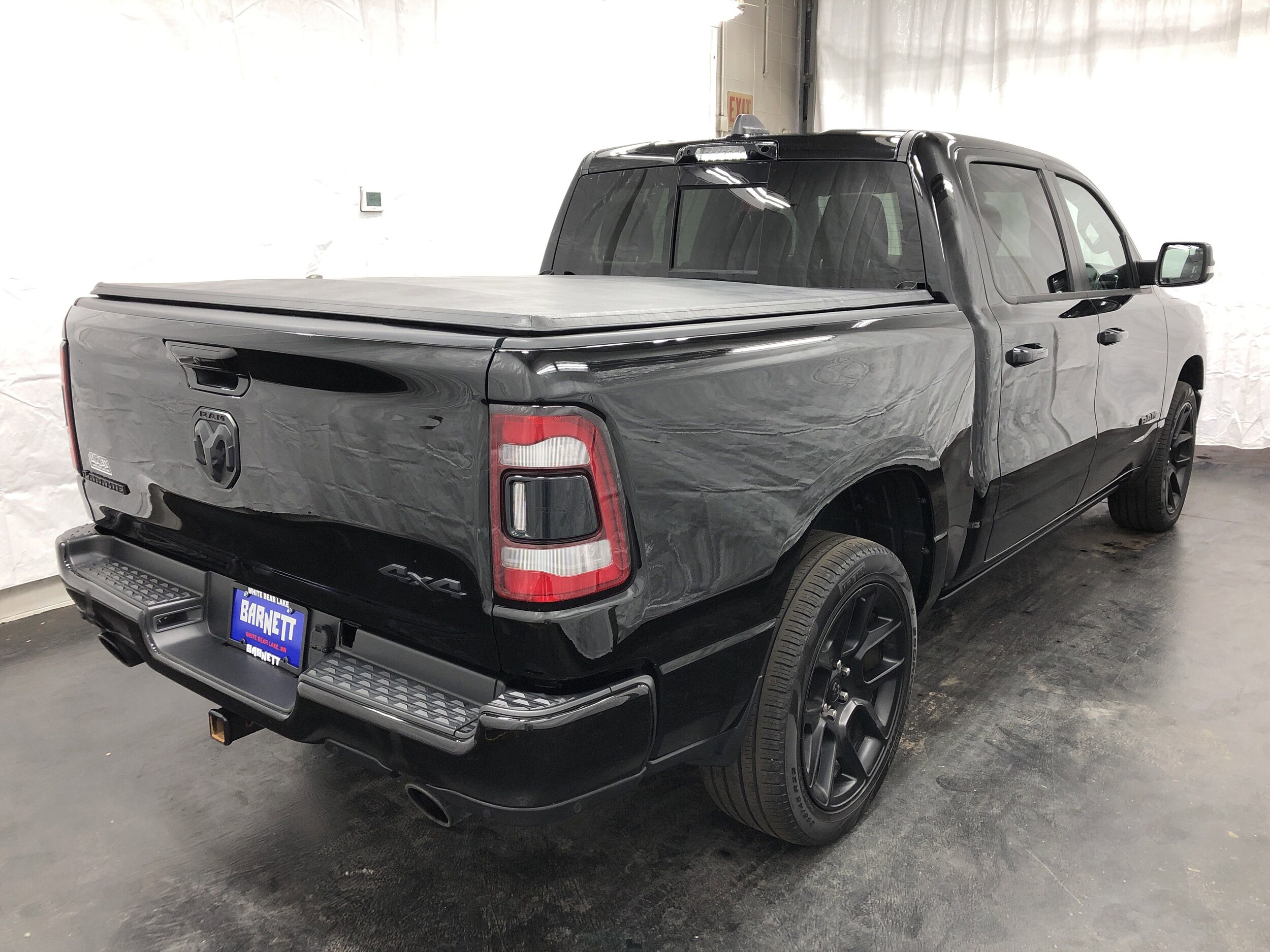 2024 Ram 1500 Laramie photo 3