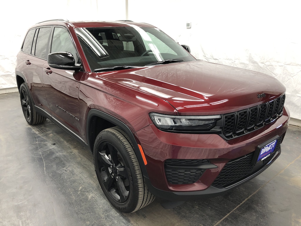 Used 2024 Jeep Grand Cherokee Altitude X SUV