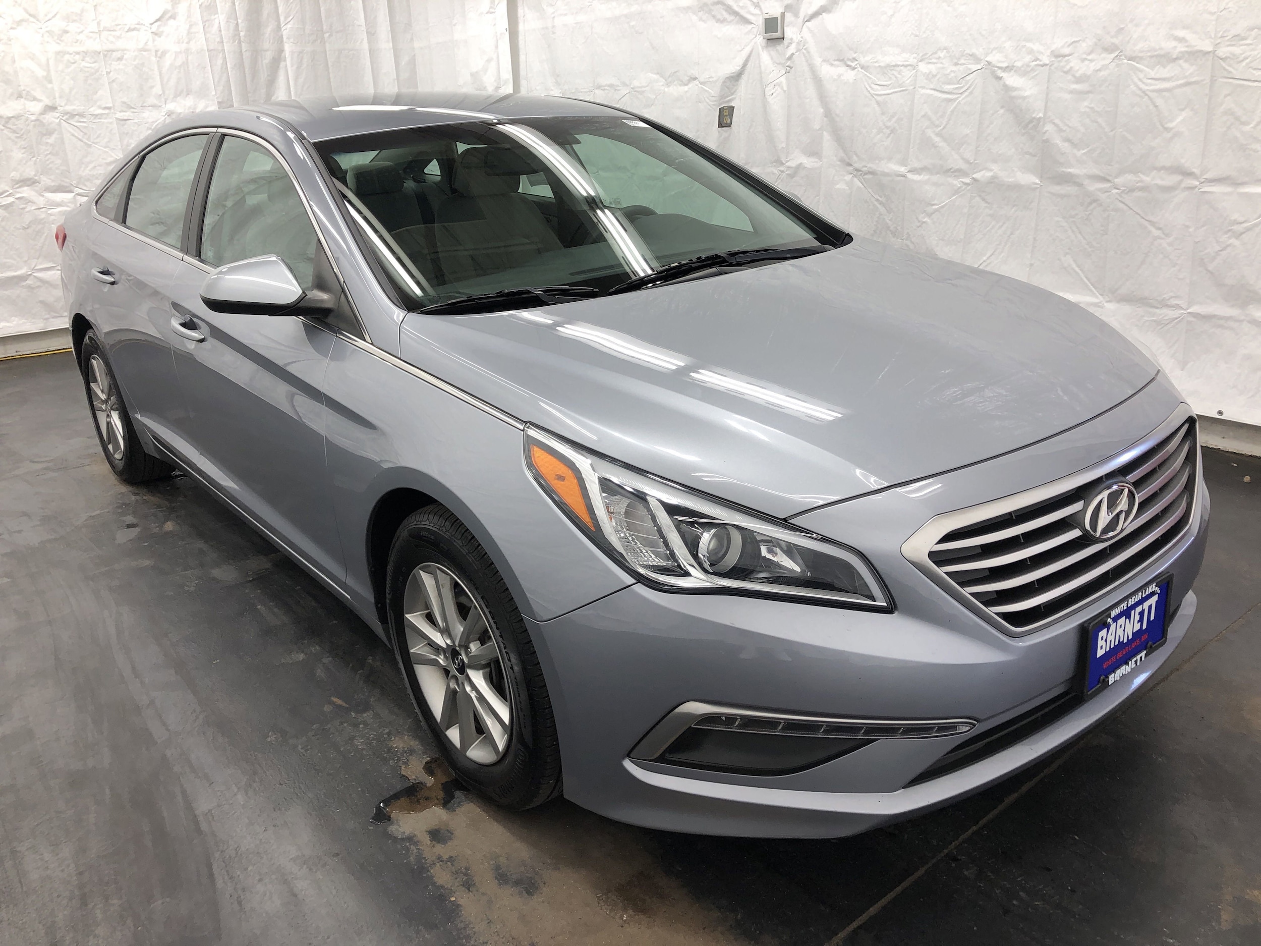 Used 2015 Hyundai Sonata SE with VIN 5NPE24AF5FH189041 for sale in White Bear Lake, Minnesota
