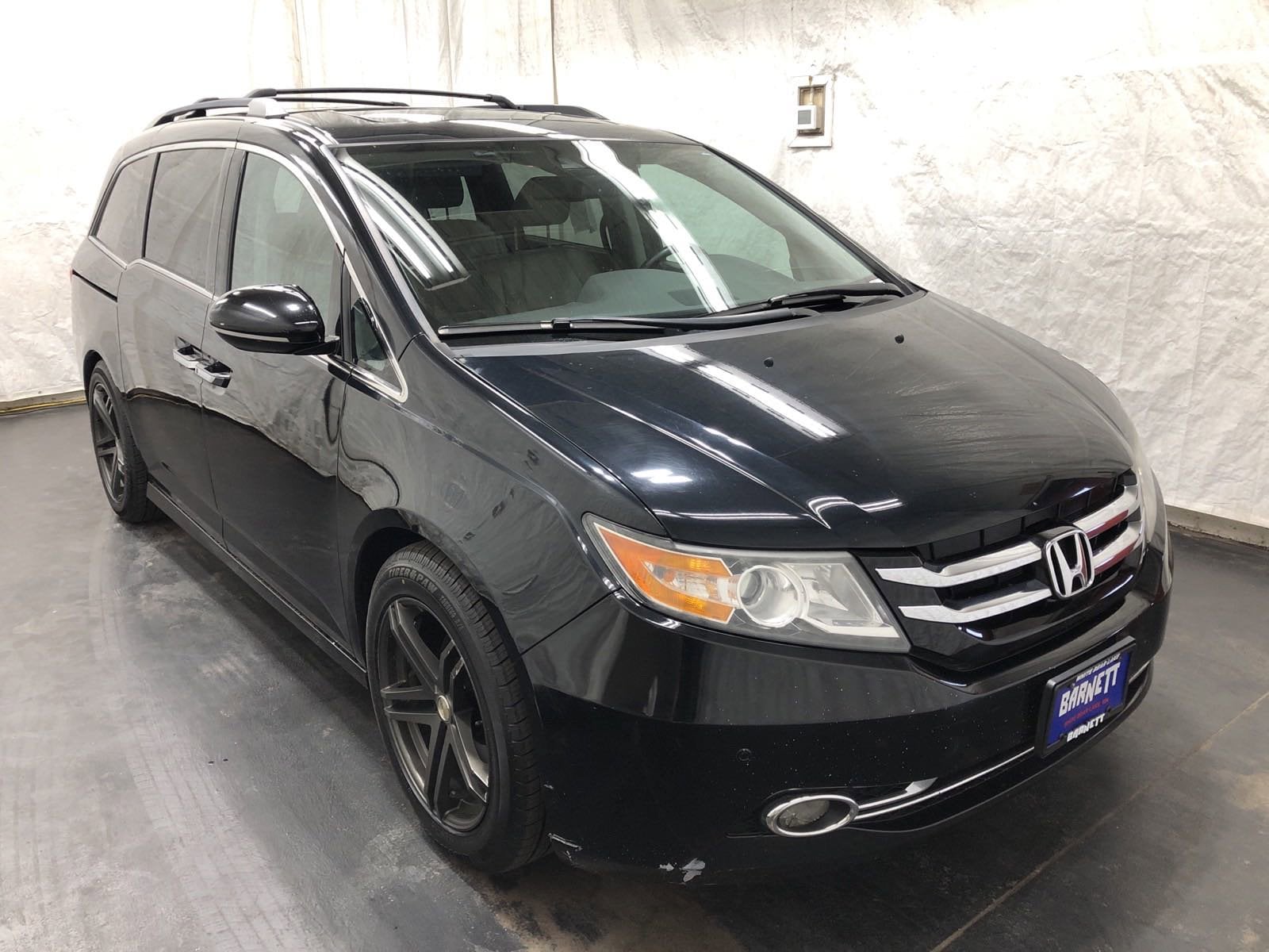 Used 2014 Honda Odyssey Touring Elite with VIN 5FNRL5H9XEB136479 for sale in White Bear Lake, Minnesota