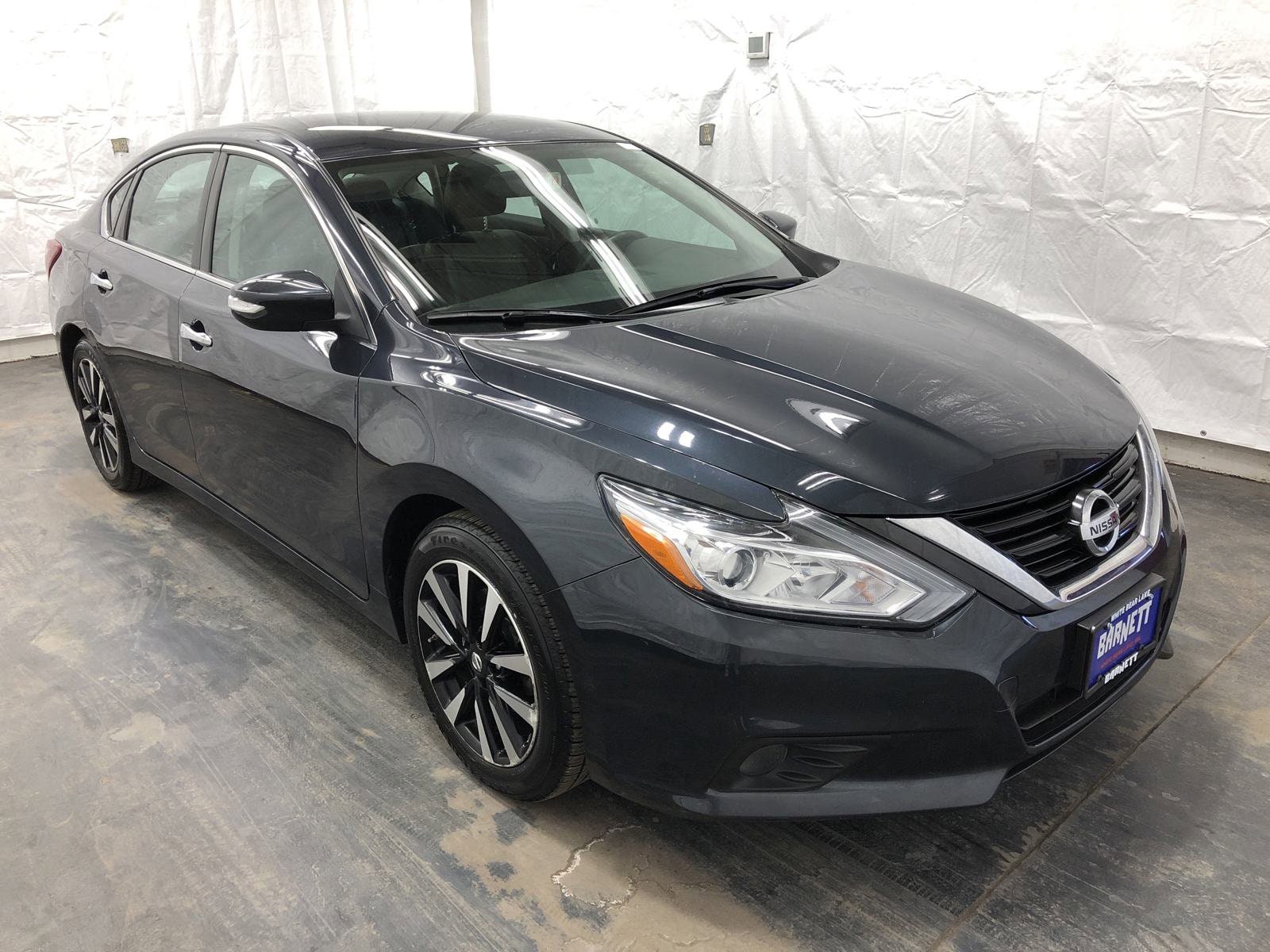 Used 2018 Nissan Altima SL with VIN 1N4AL3AP0JC168008 for sale in White Bear Lake, Minnesota
