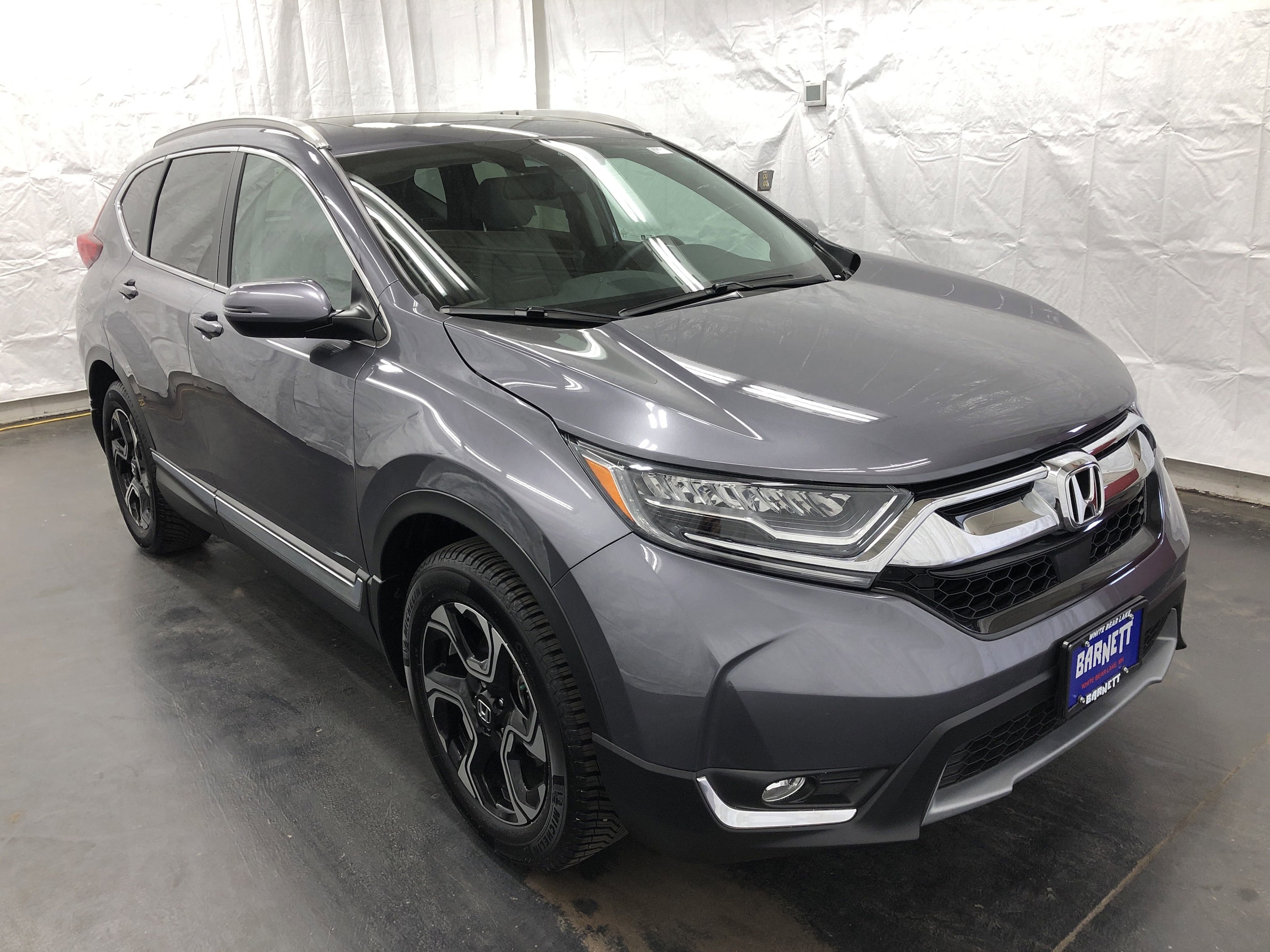 Used 2017 Honda CR-V Touring with VIN 5J6RW2H9XHL031555 for sale in White Bear Lake, Minnesota