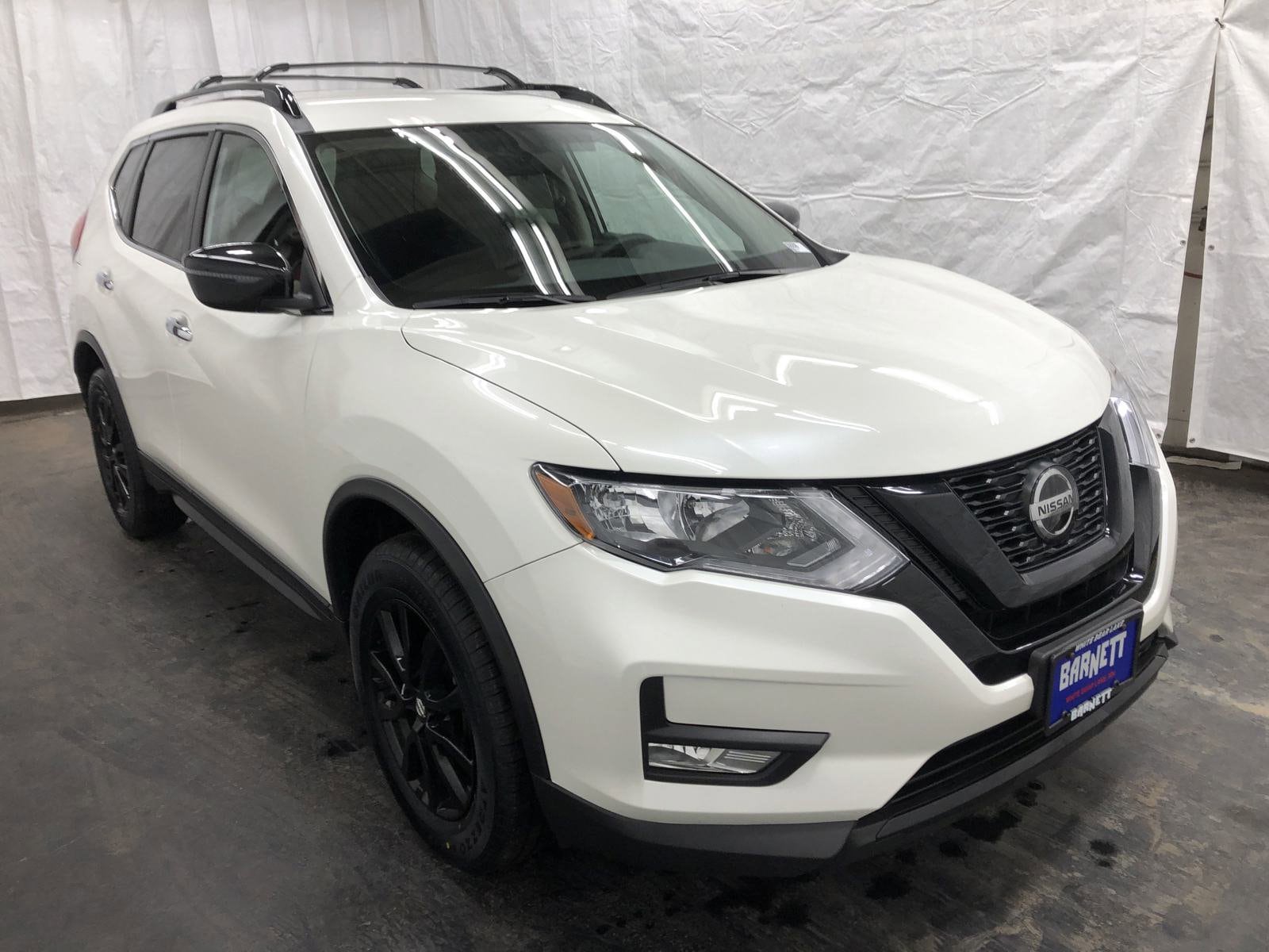 Used 2018 Nissan Rogue SV with VIN 5N1AT2MV6JC830572 for sale in White Bear Lake, Minnesota