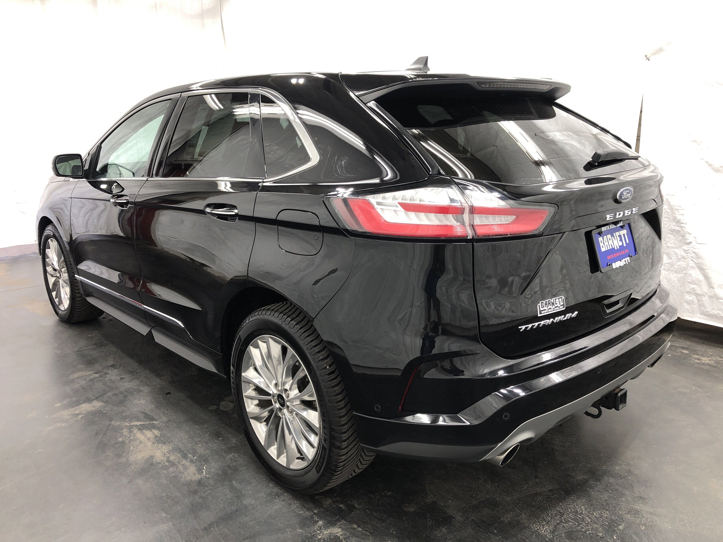 2022 Ford Edge Titanium photo 4