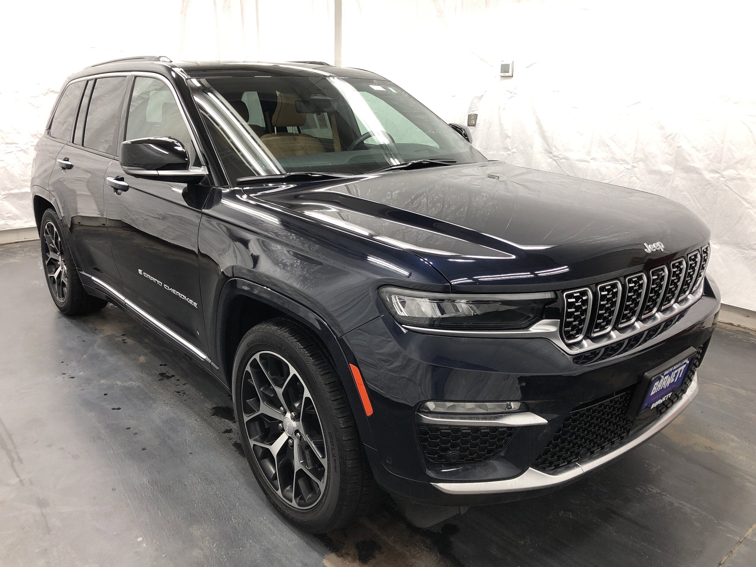 2024 Jeep Grand Cherokee Summit Reserve photo 2