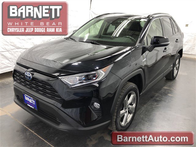 2021 Toyota RAV4 XLE Premium's photo