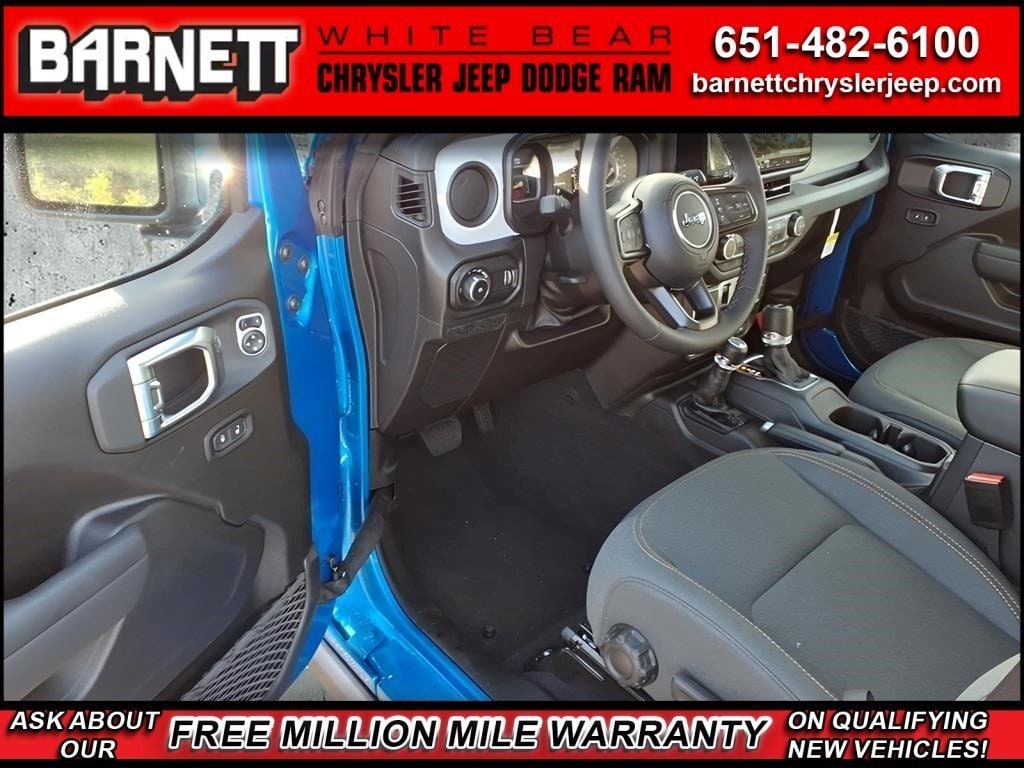 2026 Jeep Wrangler 2-Door Willys - Photo 6