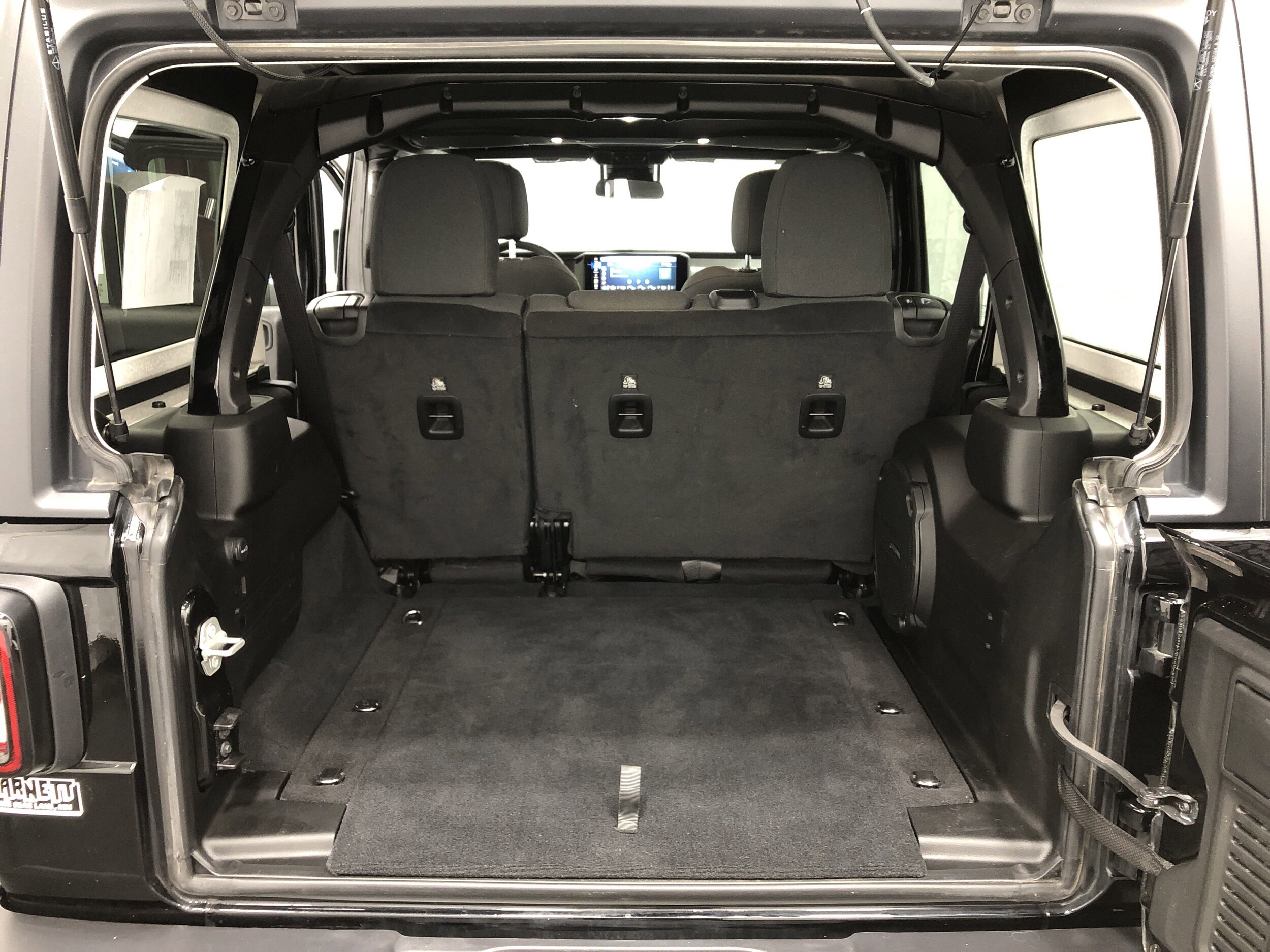 2024 Jeep Wrangler 4-Door Willys - Photo 7