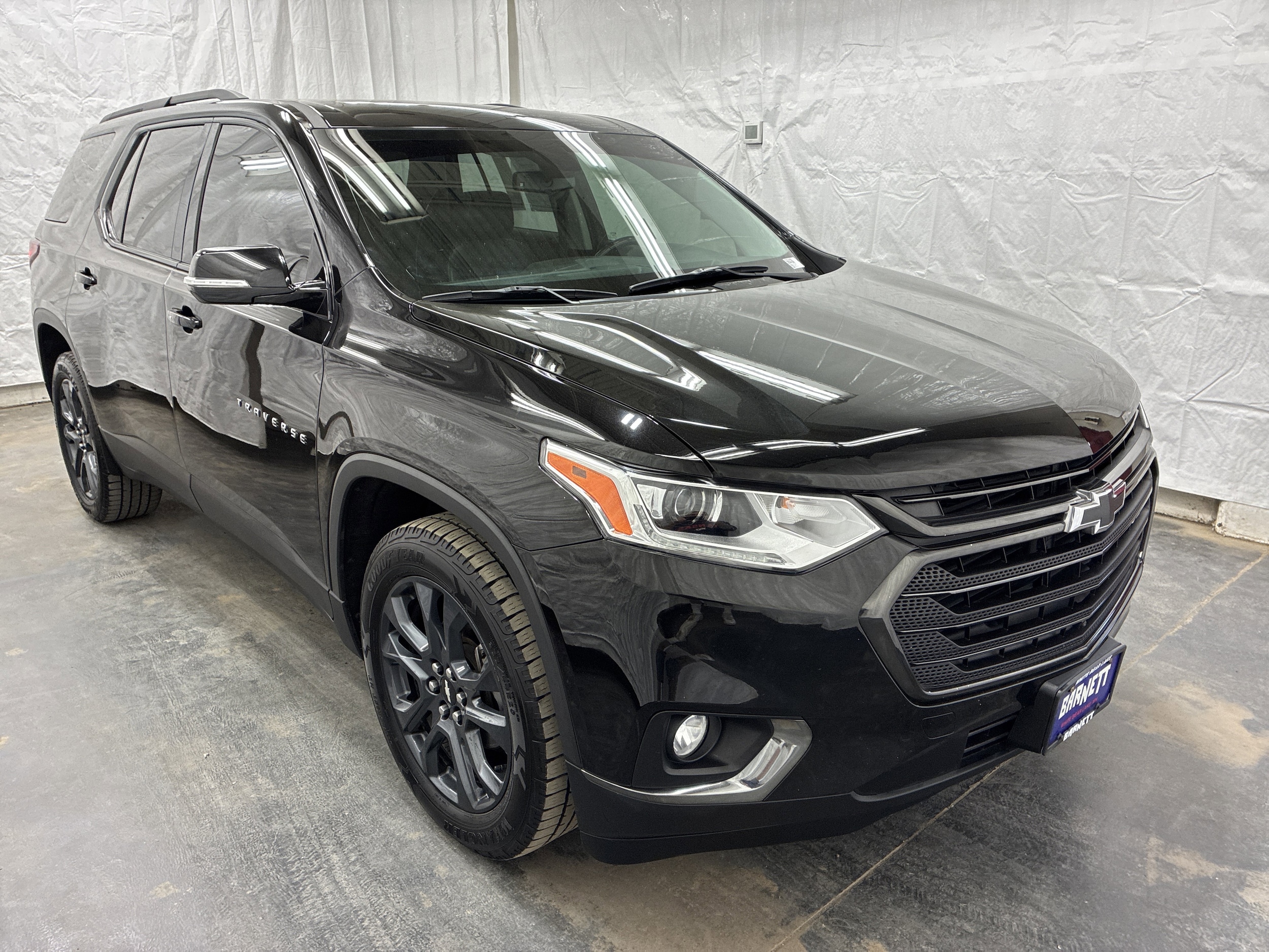 Used 2019 Chevrolet Traverse RS with VIN 1GNEVJKW8KJ257474 for sale in White Bear Lake, Minnesota