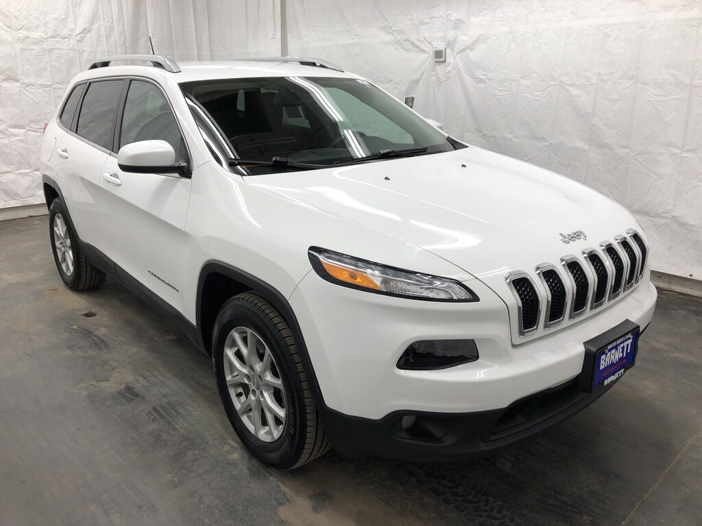 Used 2017 Jeep Cherokee Latitude SUV
