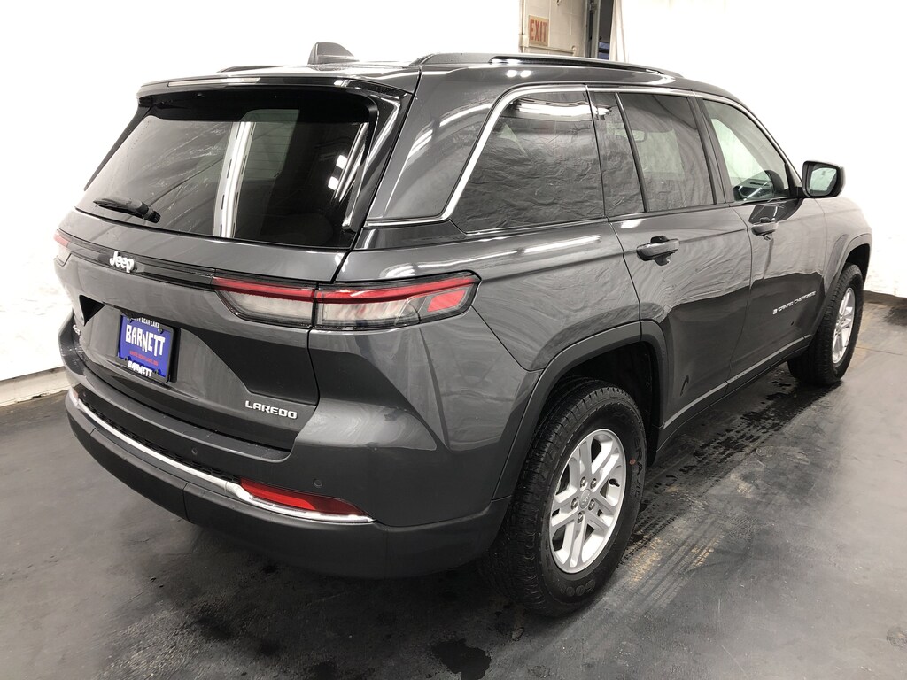 Used 2024 Jeep Grand Cherokee Laredo SUV