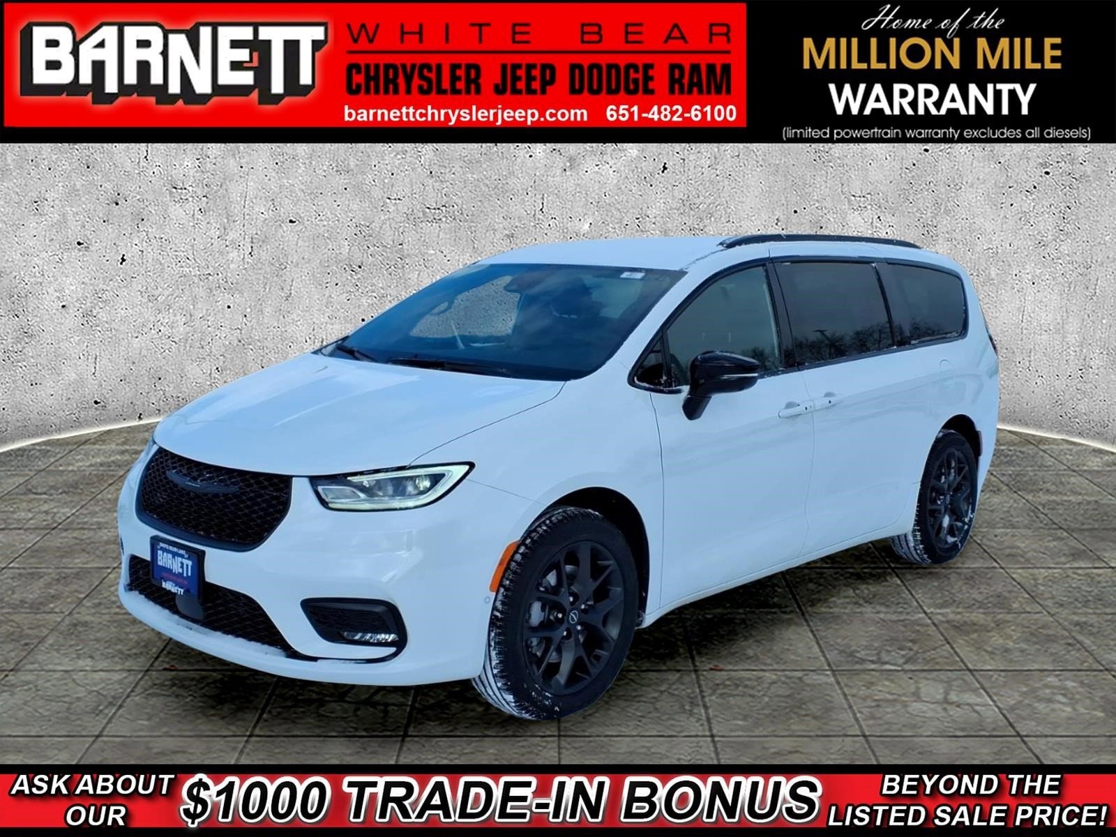 2026 Chrysler Pacifica Select AWD's photo