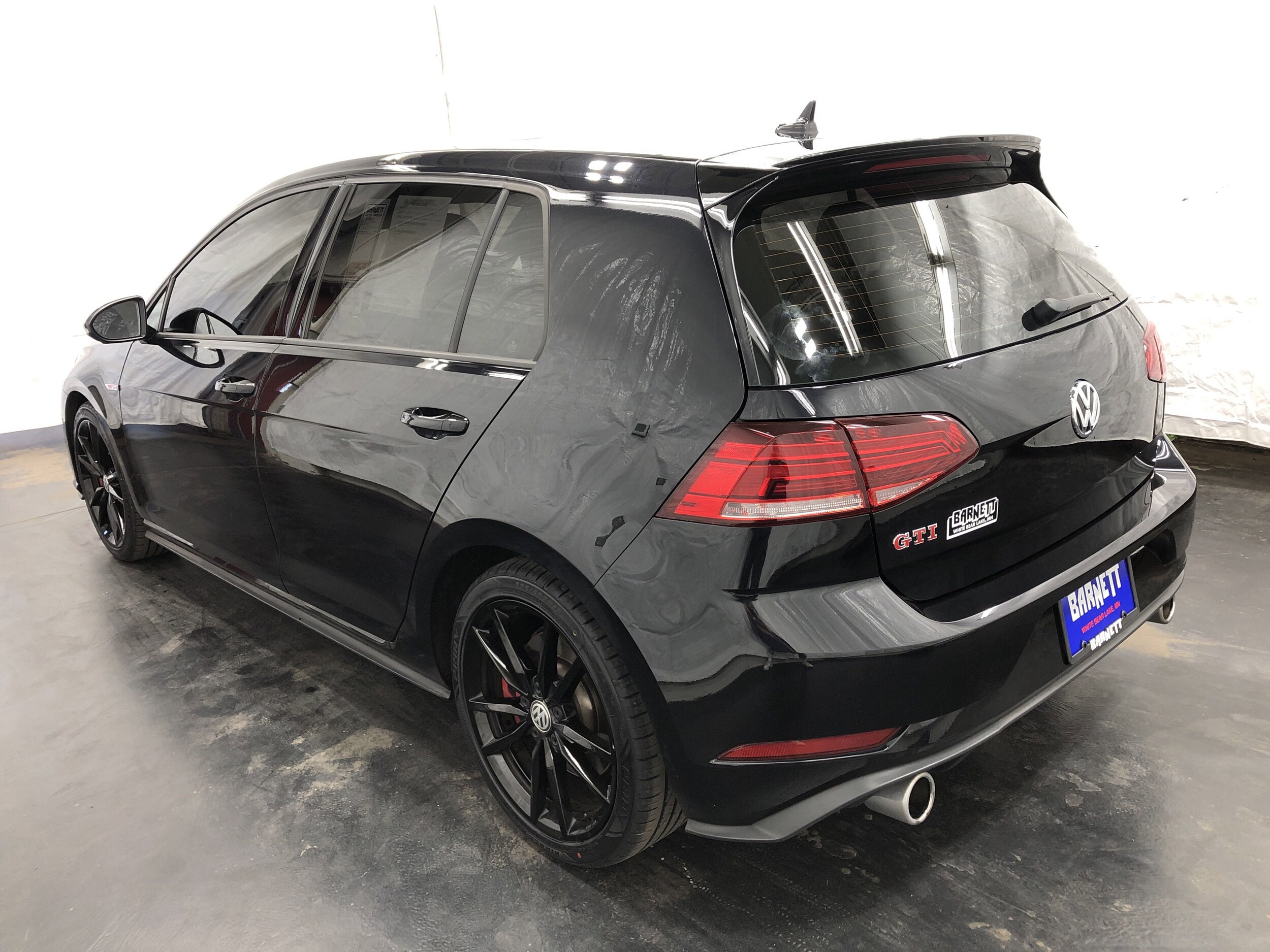 2021 Volkswagen Golf GTI SE photo 4