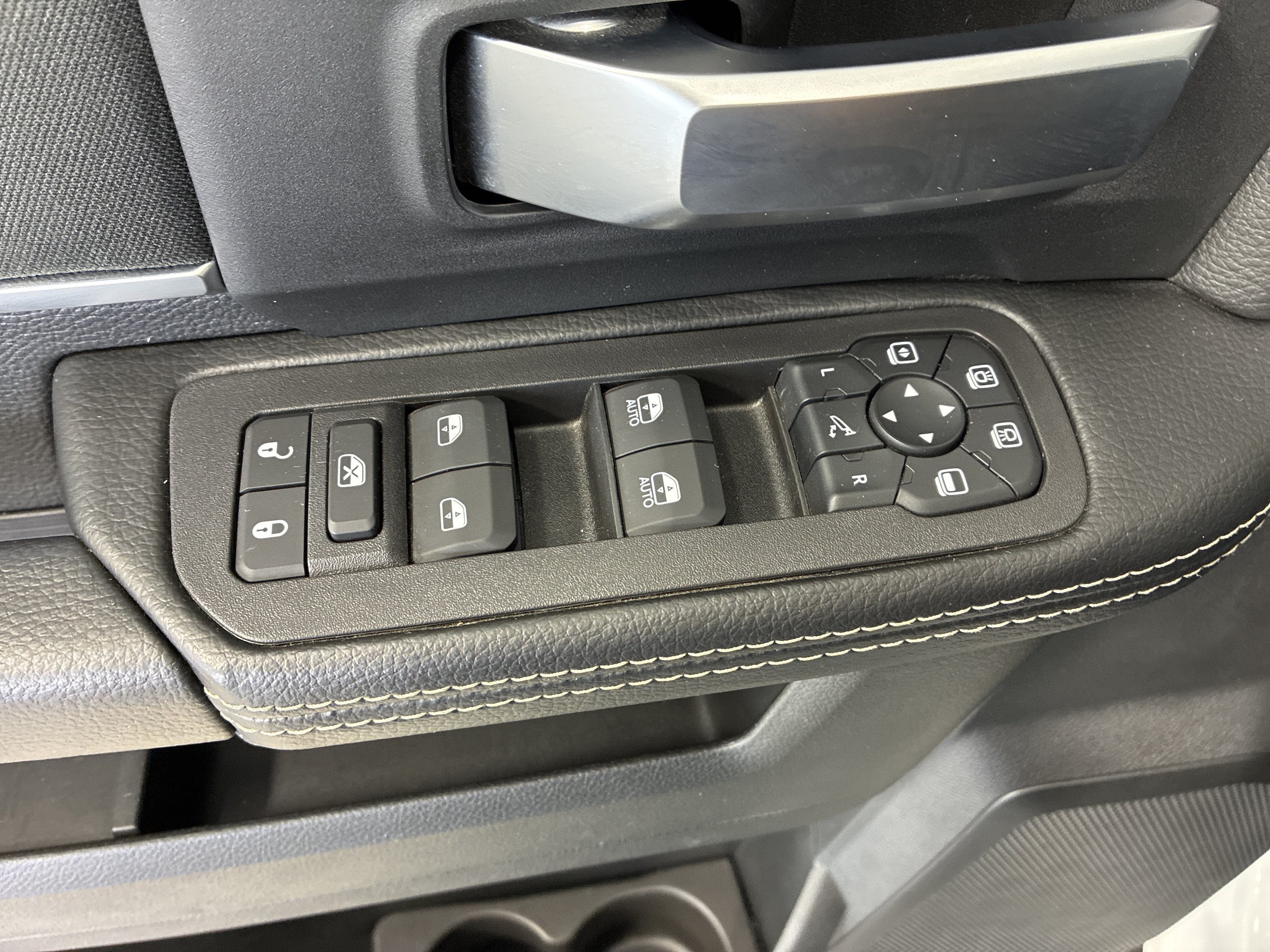 2025 RAM Ram 2500 Pickup Big Horn - Photo 20