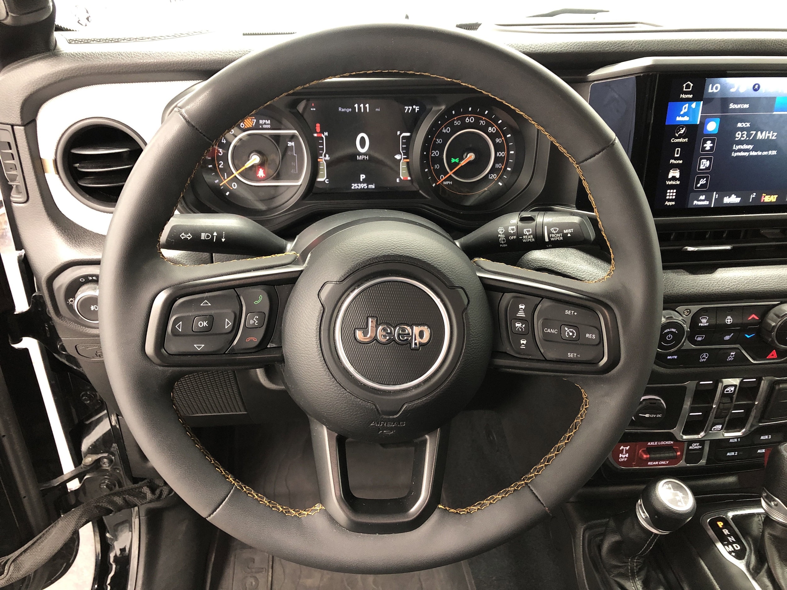2024 Jeep Wrangler 4-Door Willys - Photo 12