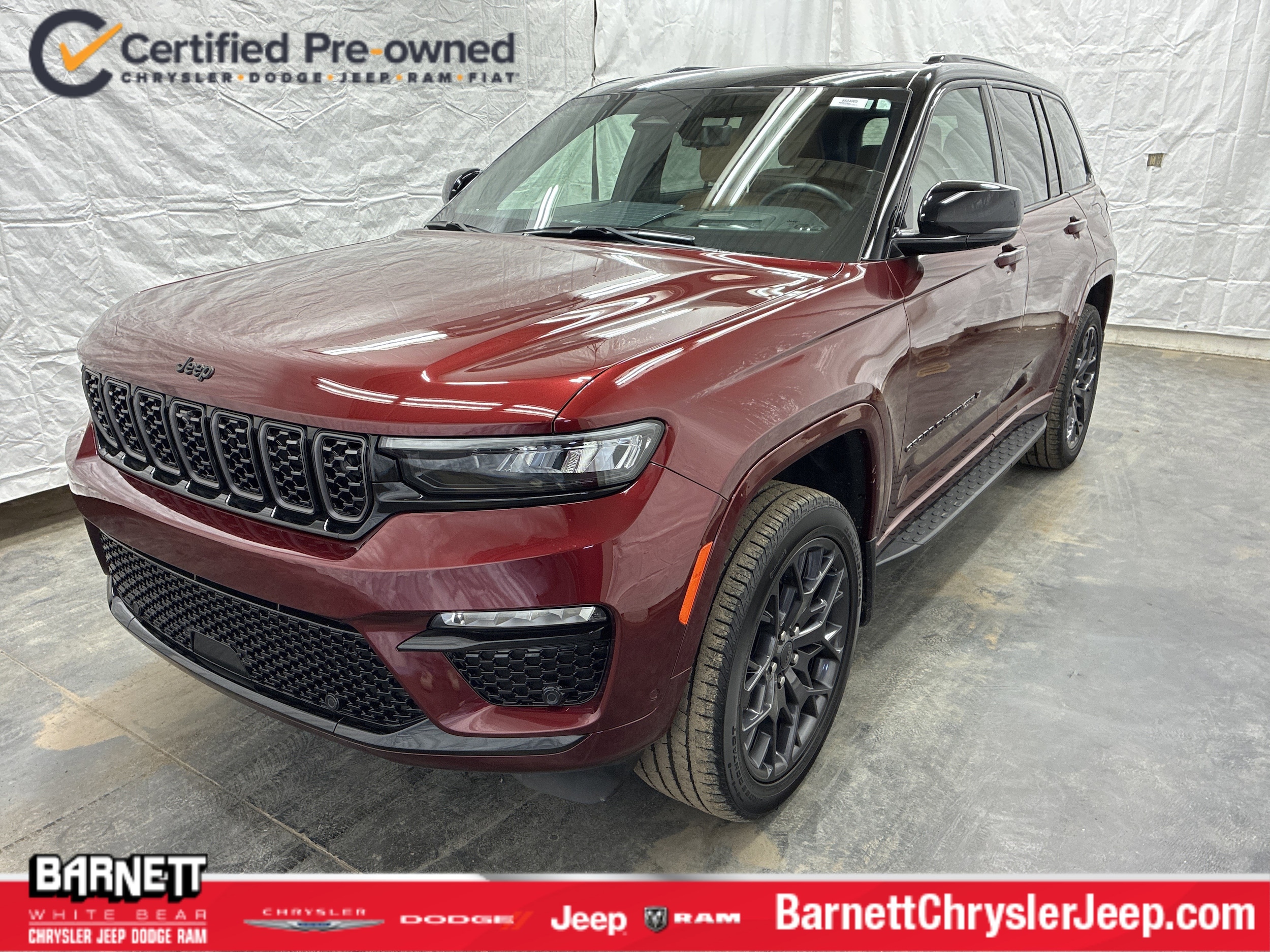 2025 Jeep Grand Cherokee Summit Reserve 4x4's photo