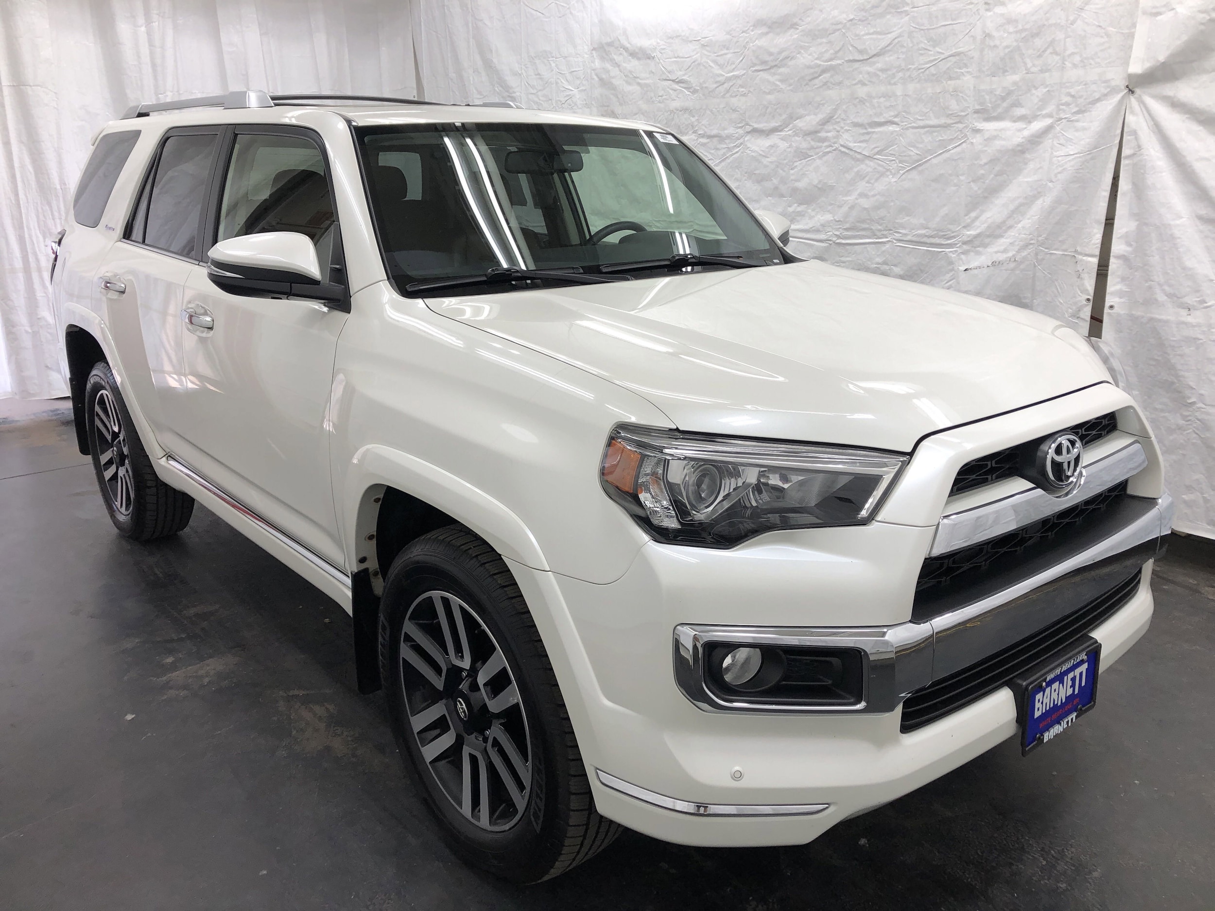 Used 2018 Toyota 4Runner Limited with VIN JTEBU5JR1J5567518 for sale in White Bear Lake, Minnesota
