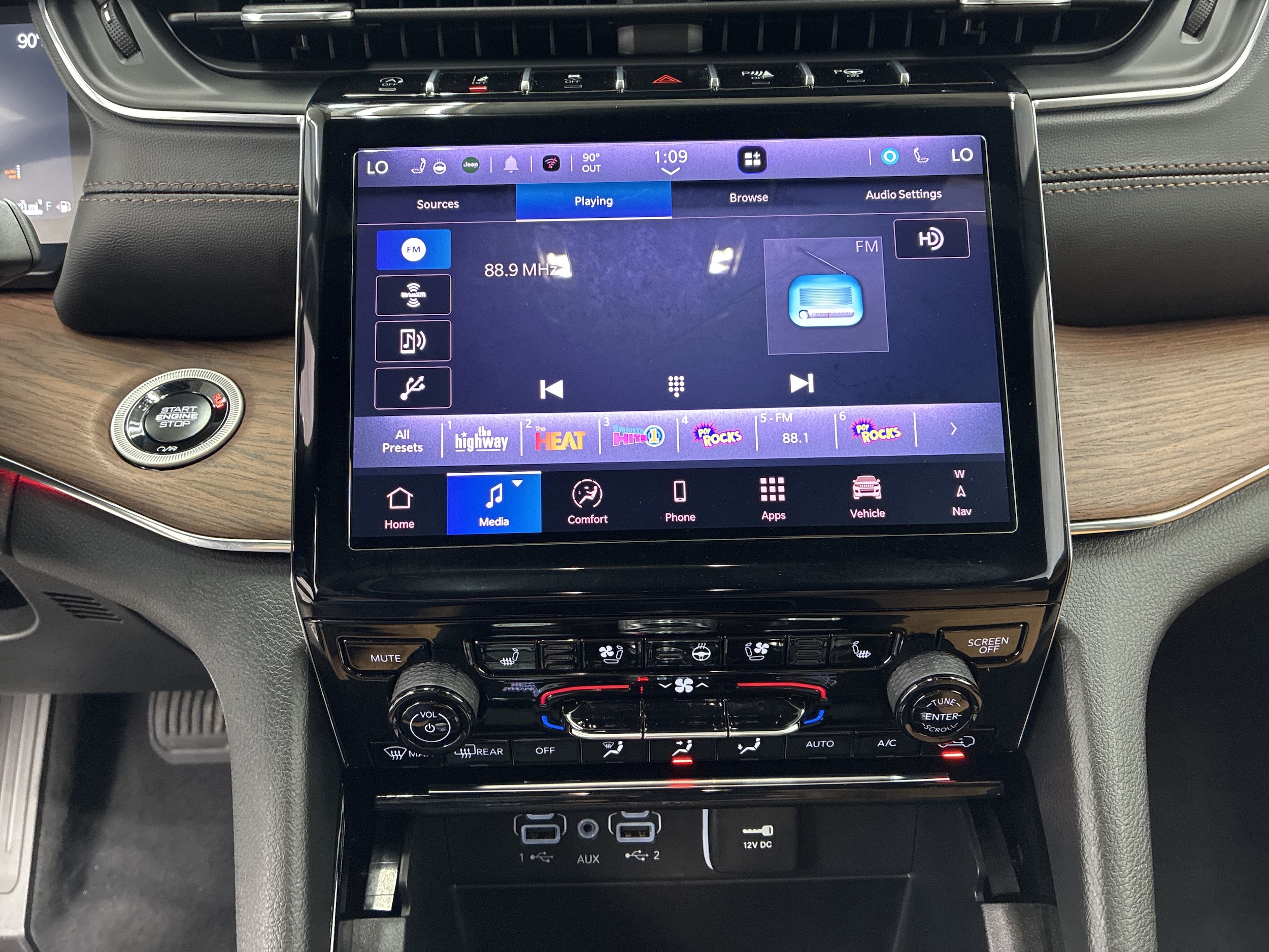 2025 Jeep Grand Cherokee Summit - Photo 25