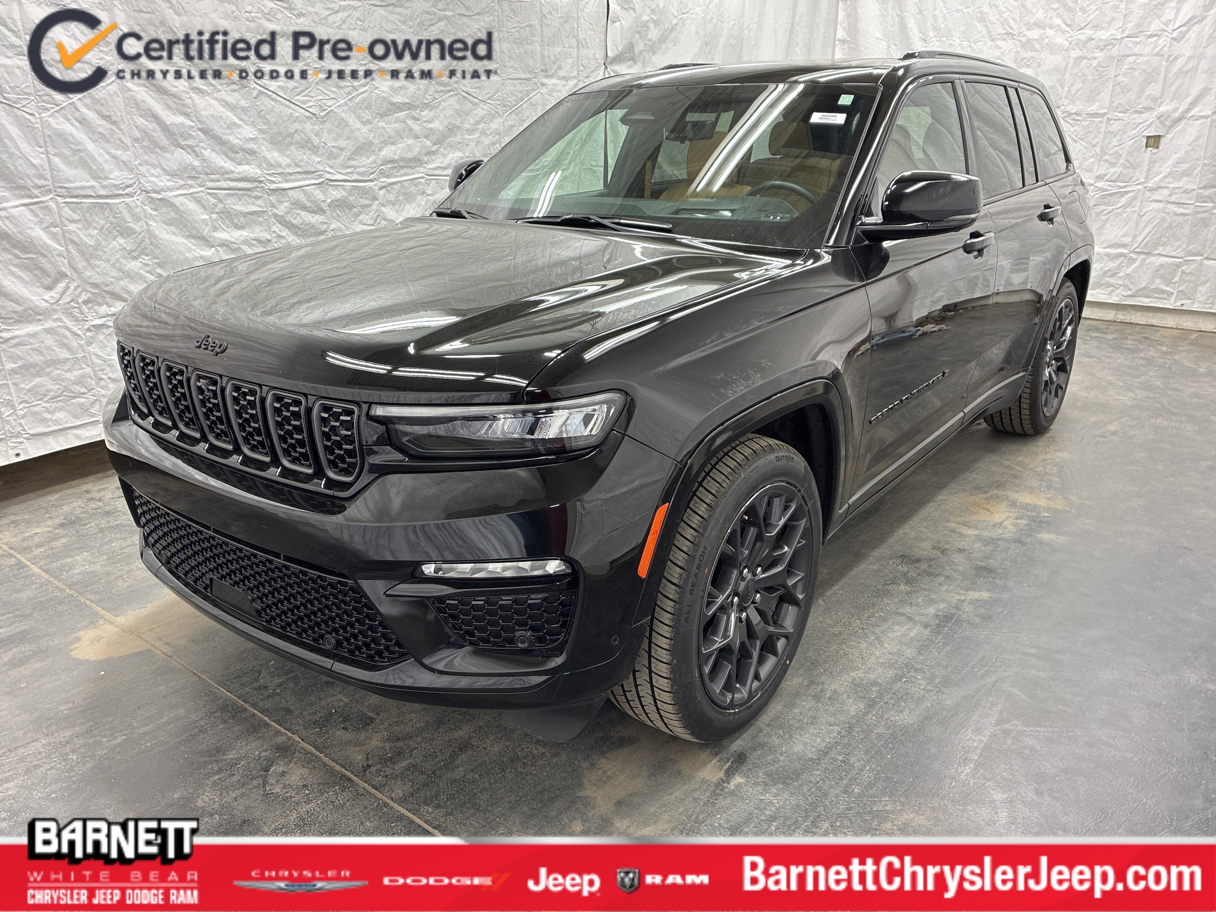 2025 Jeep Grand Cherokee Summit Reserve 4x4's photo