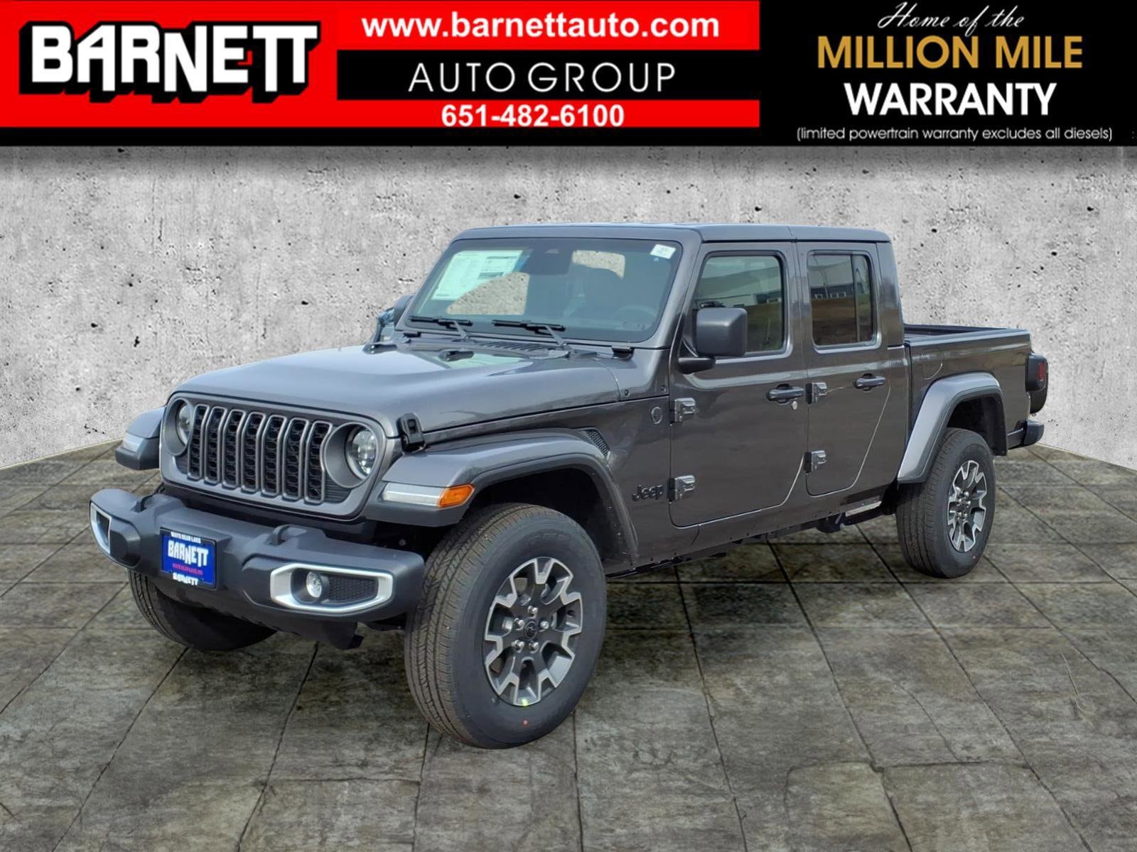 2026 Jeep Gladiator Sahara Auto's photo
