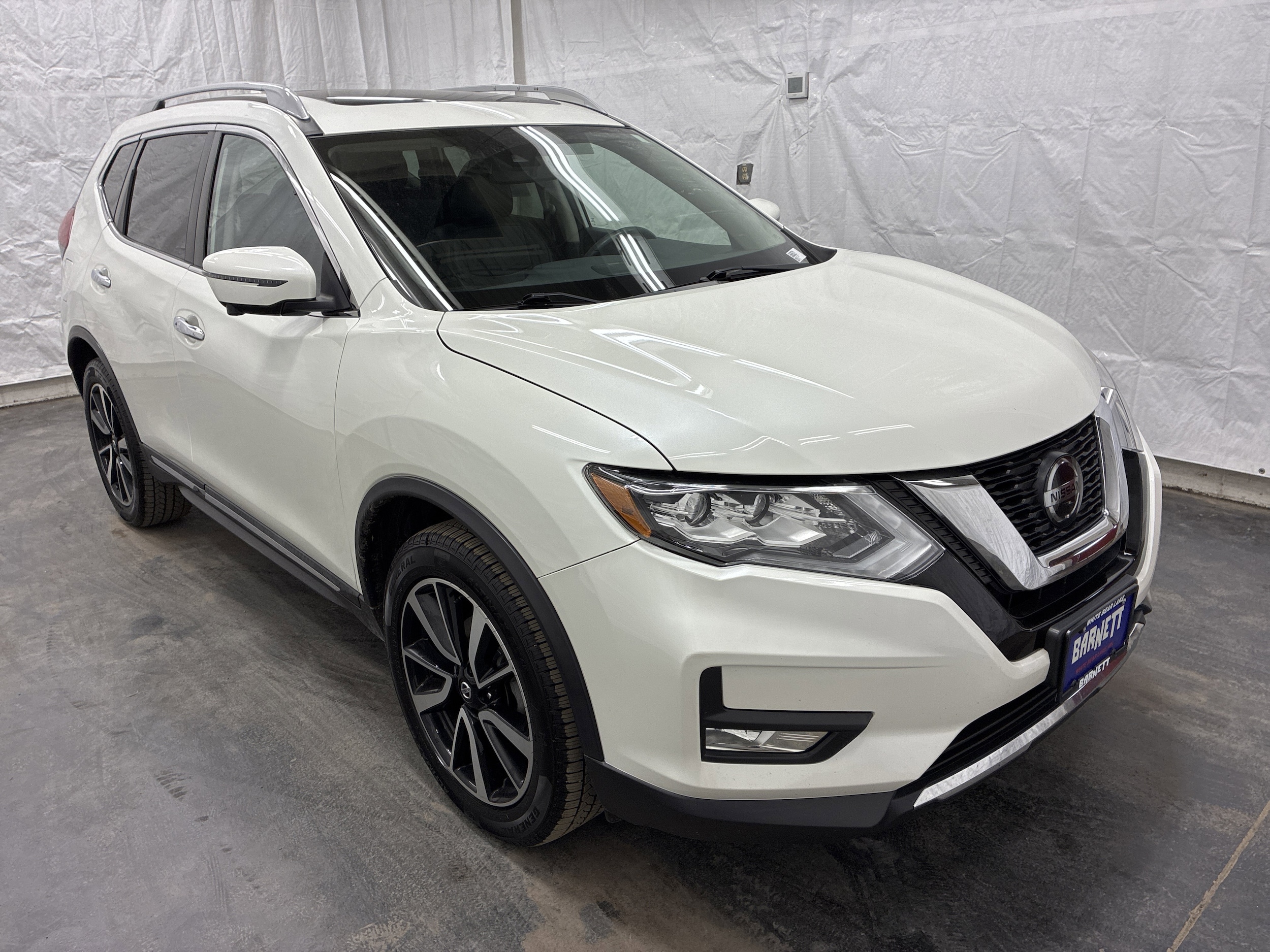 Used 2019 Nissan Rogue SL with VIN 5N1AT2MV8KC725811 for sale in White Bear Lake, Minnesota