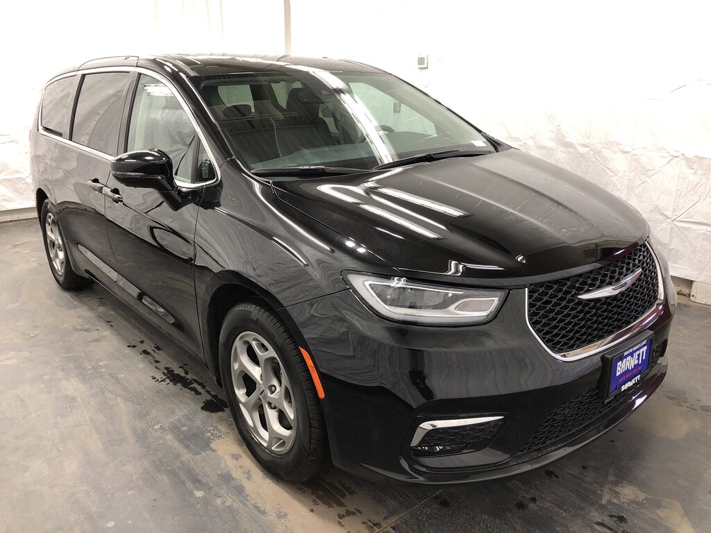 Certified 2024 Chrysler Pacifica Limited Van Passenger Van