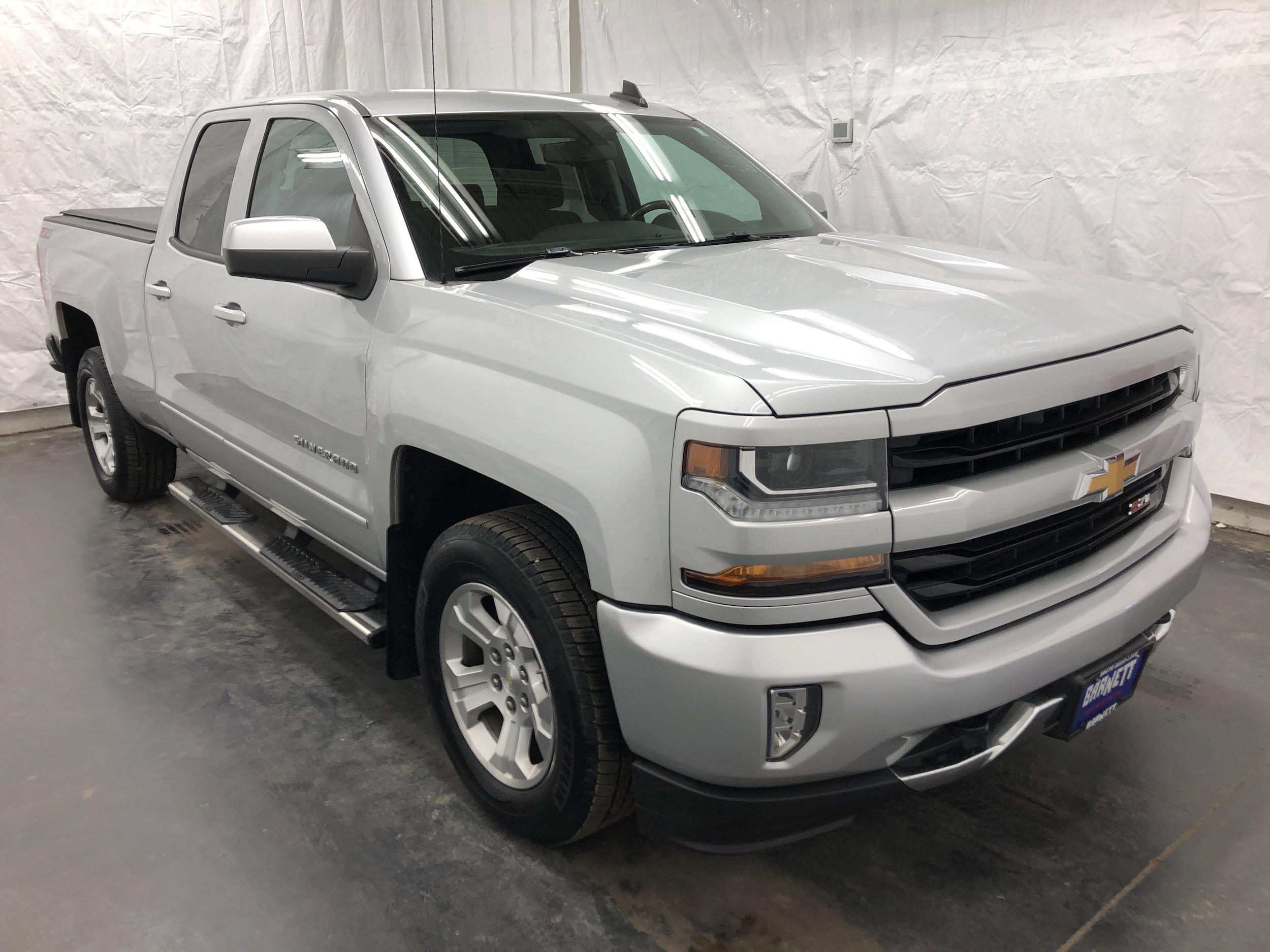 Used 2019 Chevrolet Silverado 1500 LD LT with VIN 2GCVKPEC3K1125626 for sale in White Bear Lake, Minnesota