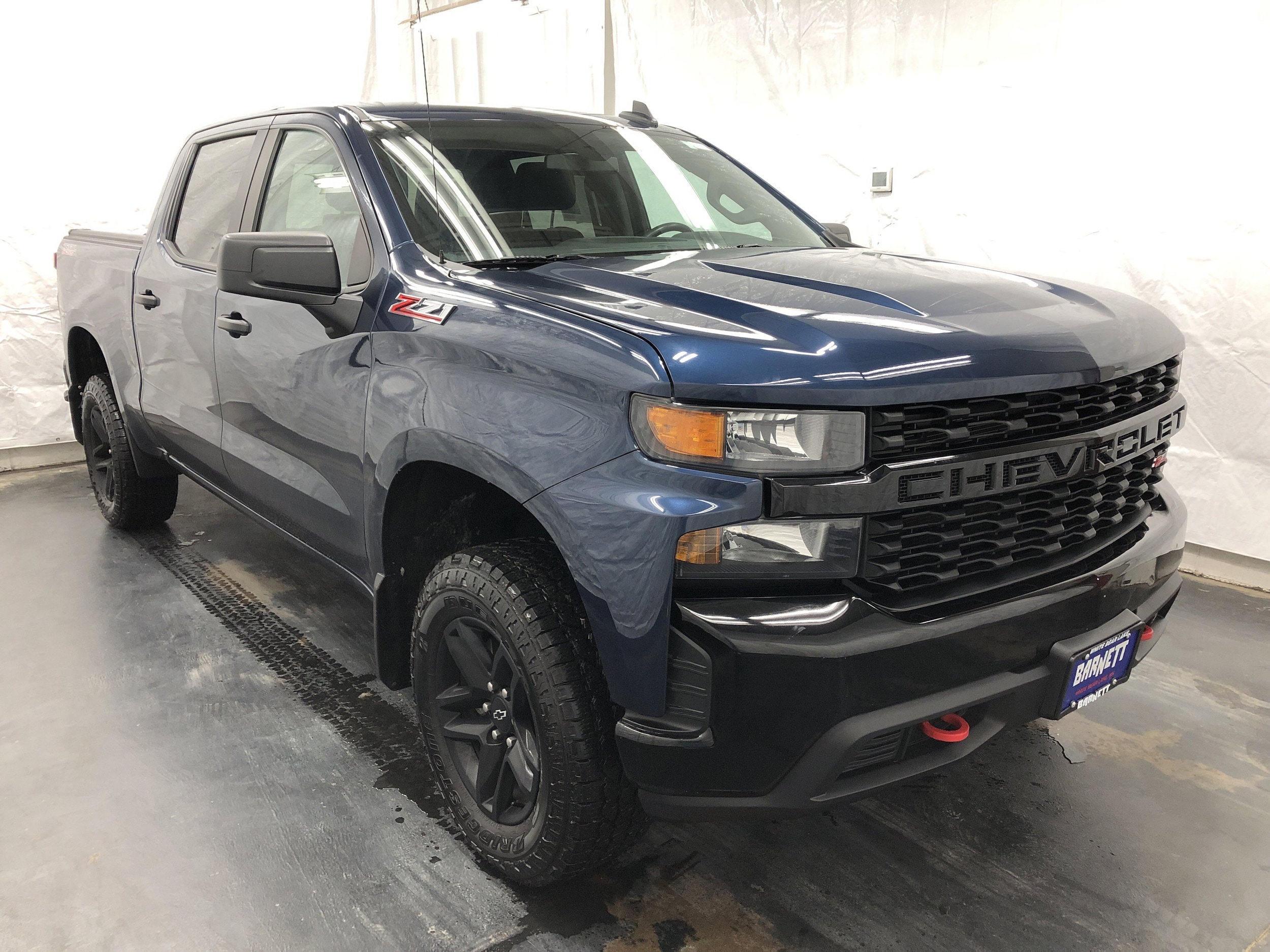 Used 2021 Chevrolet Silverado 1500 Custom with VIN 1GCPYCEF9MZ295428 for sale in White Bear Lake, Minnesota