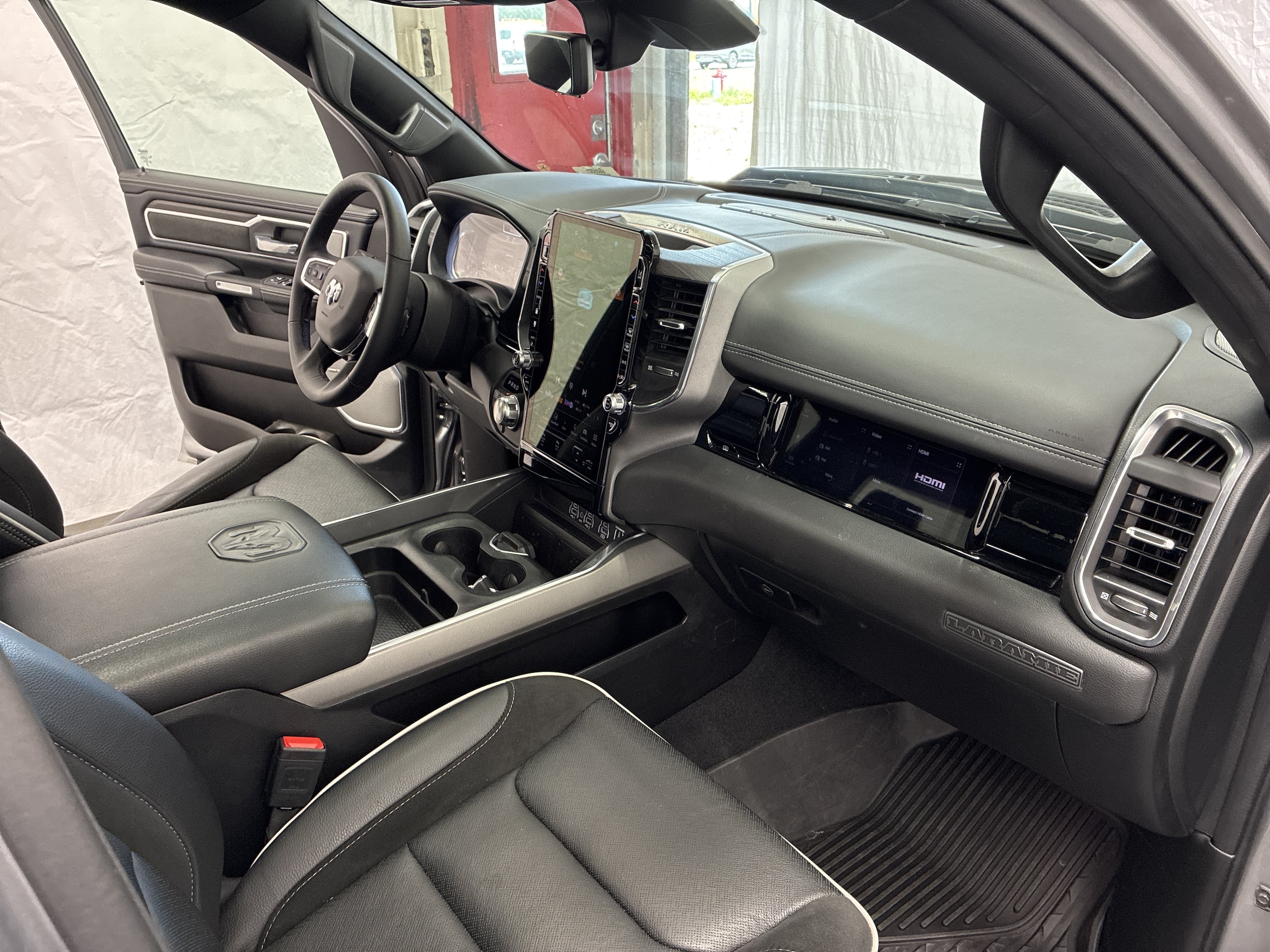 2025 RAM Ram 1500 Pickup Laramie - Photo 19
