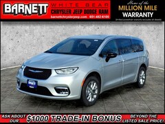 2026 Chrysler Pacifica SELECT AWD Passenger Van