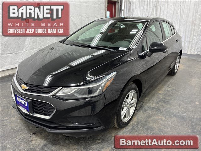 2017 Chevrolet Cruze LT Hatchback Auto's photo
