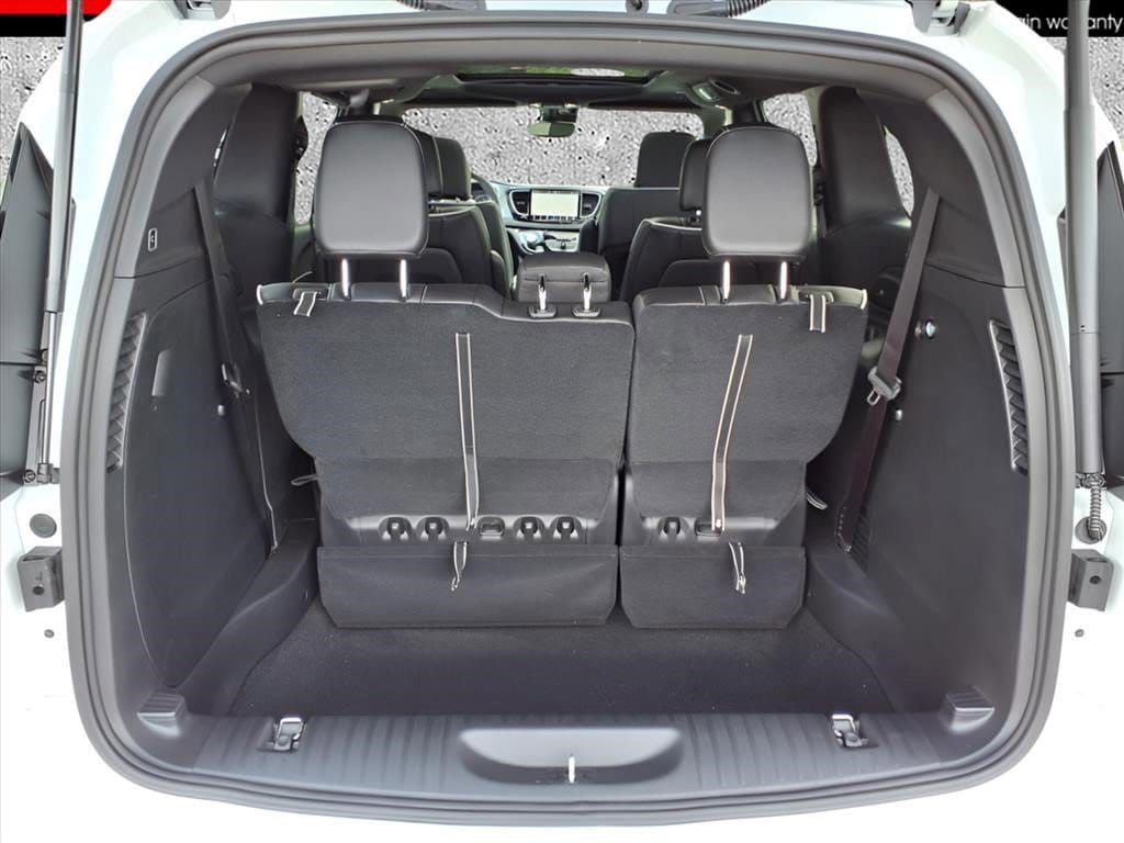 2026 Chrysler Pacifica Limited - Photo 11