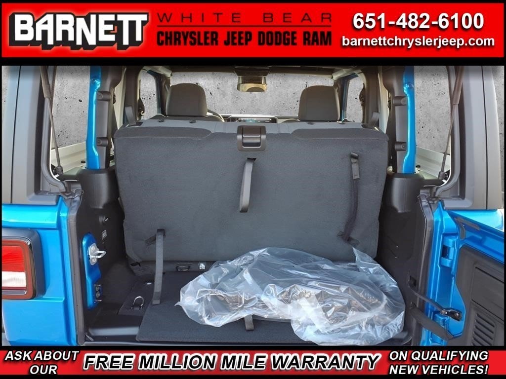 2026 Jeep Wrangler 2-Door Willys - Photo 8