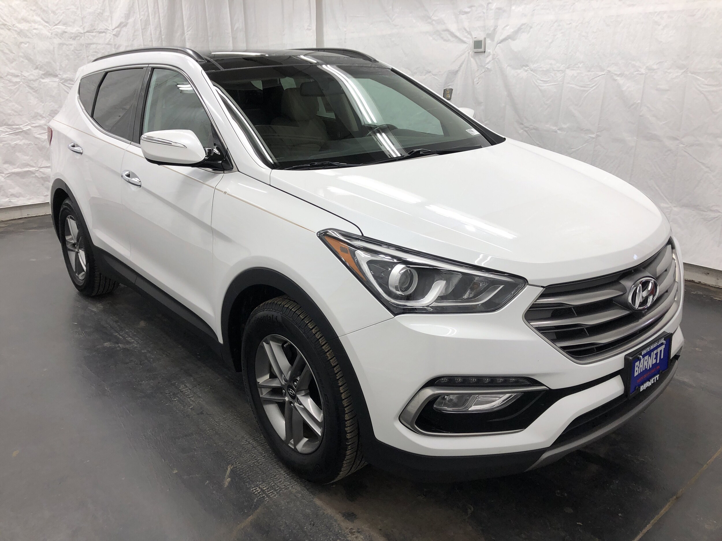 2017 Hyundai Santa Fe Sport photo 2