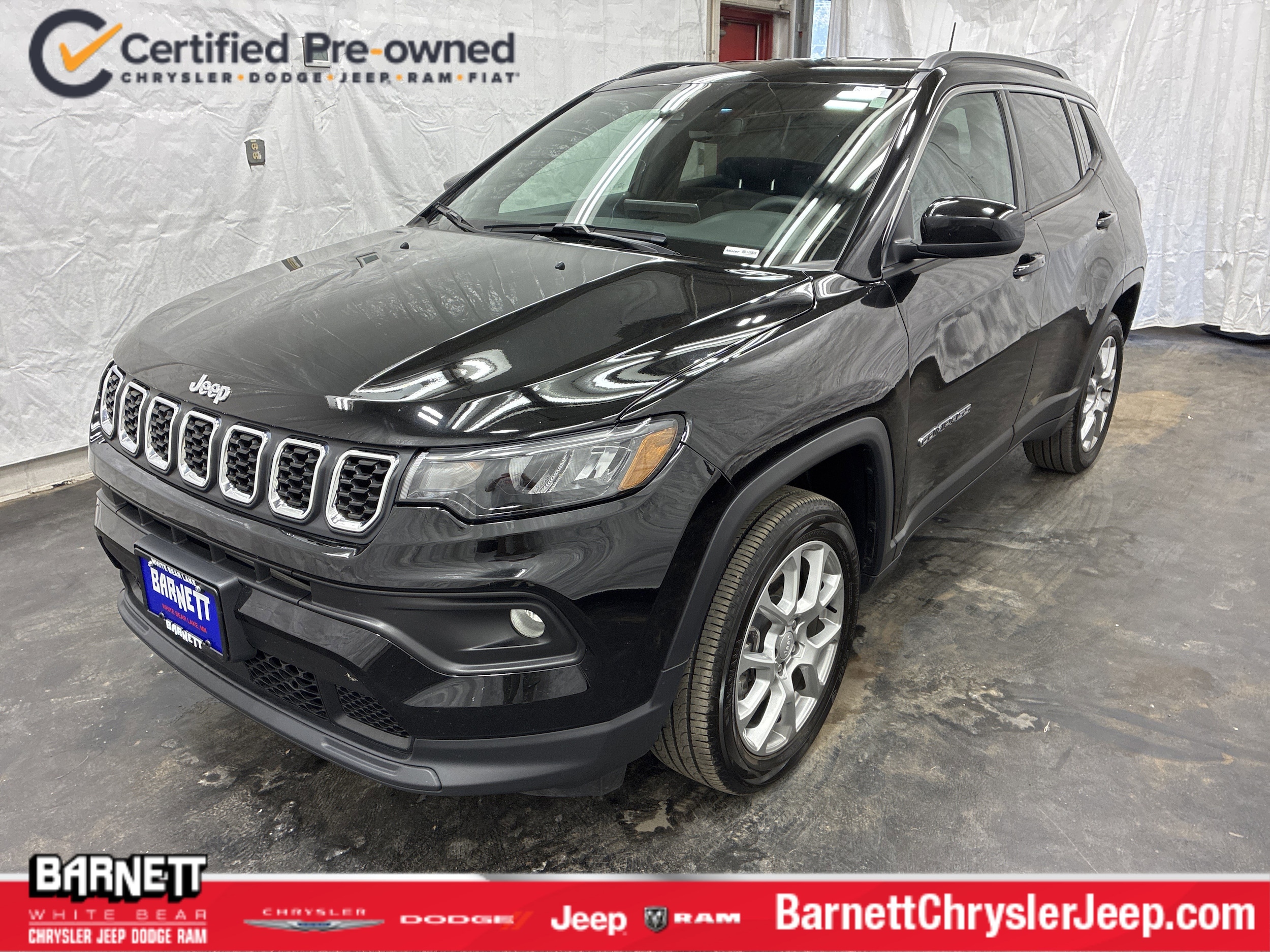 2024 Jeep Compass Latitude Lux 4X4's photo