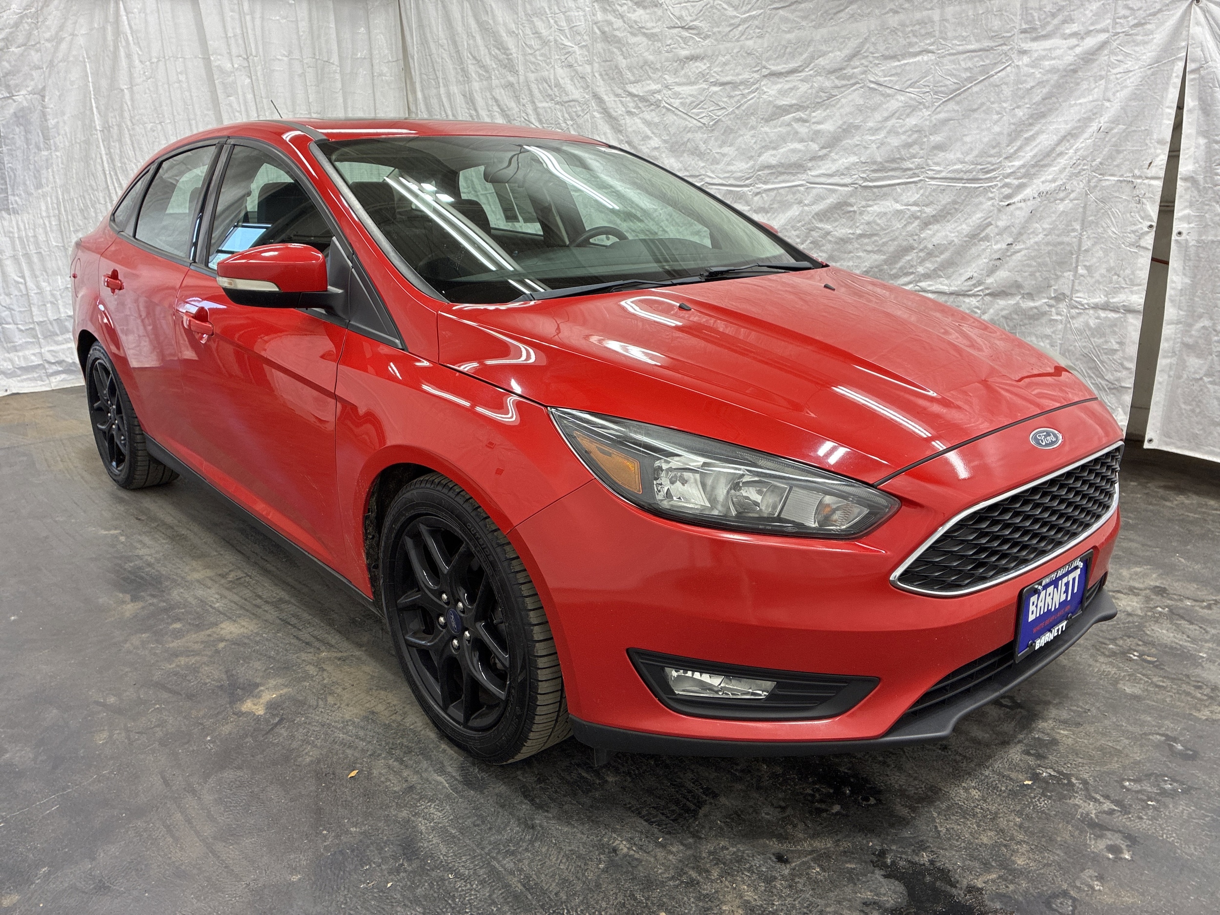 Used 2016 Ford Focus SE with VIN 1FADP3F21GL299102 for sale in White Bear Lake, Minnesota